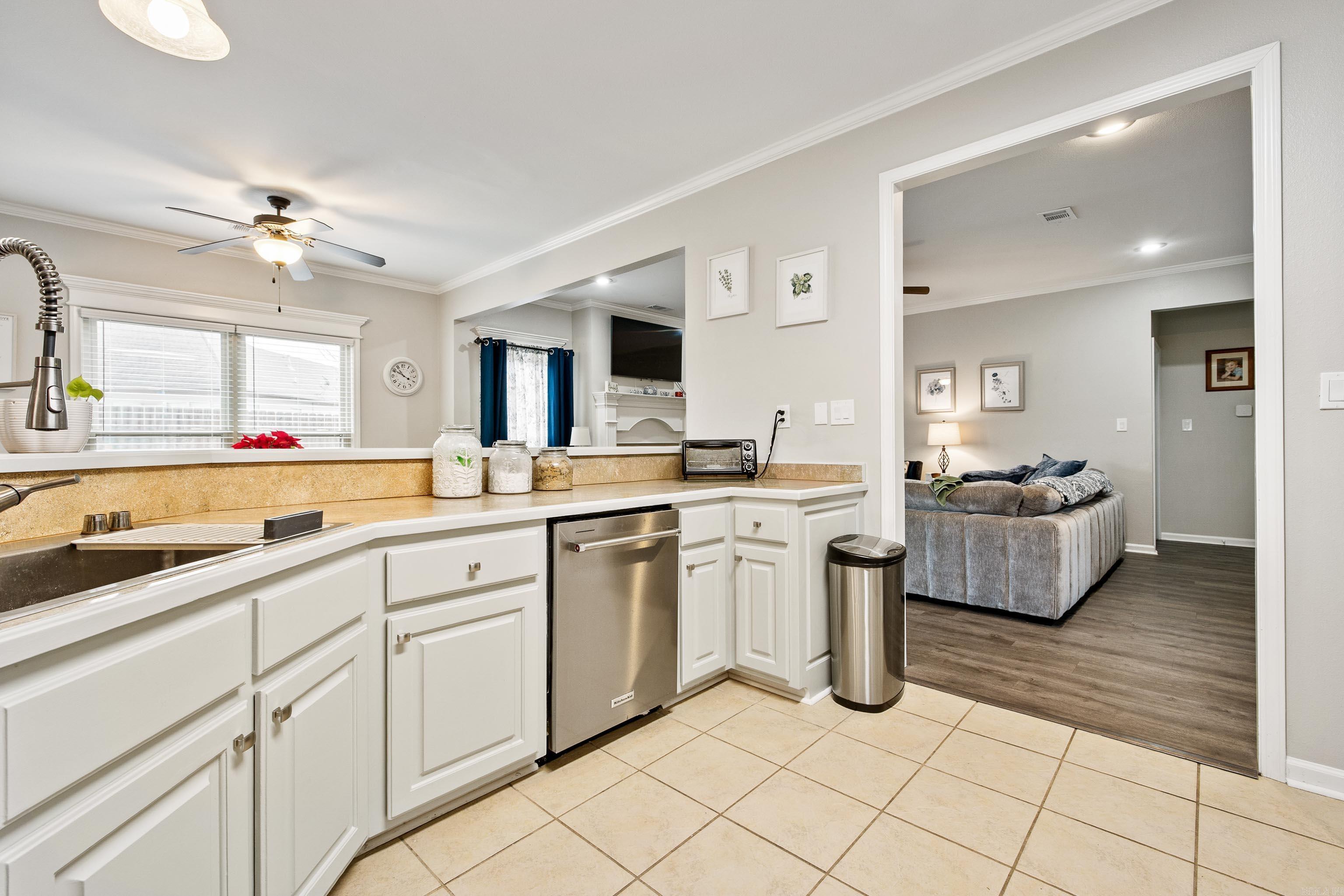 222 Pleasant Holly  Benton, AR