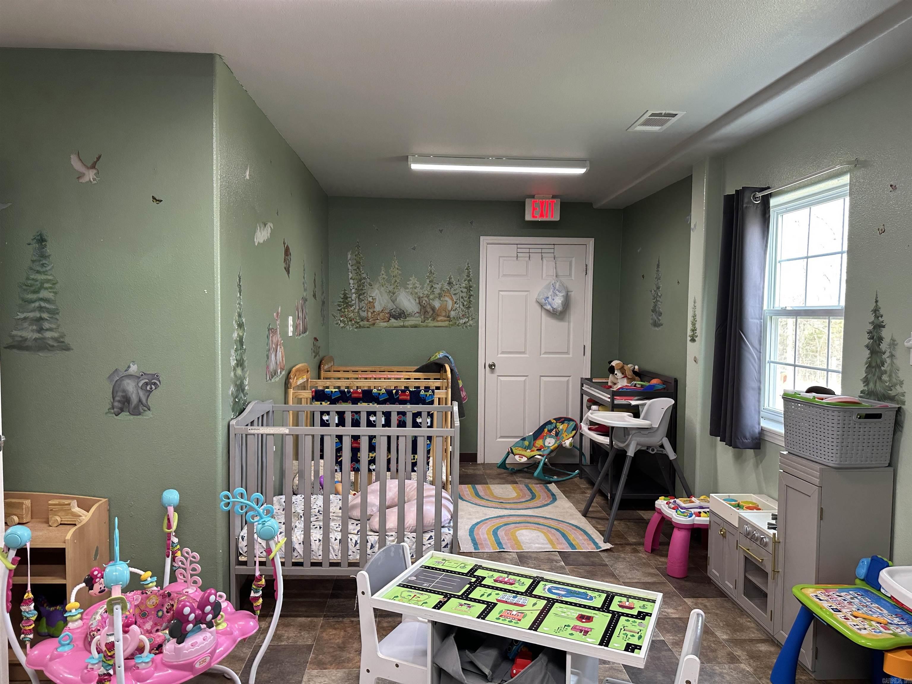 212 S Cedar Street  Yellville, AR