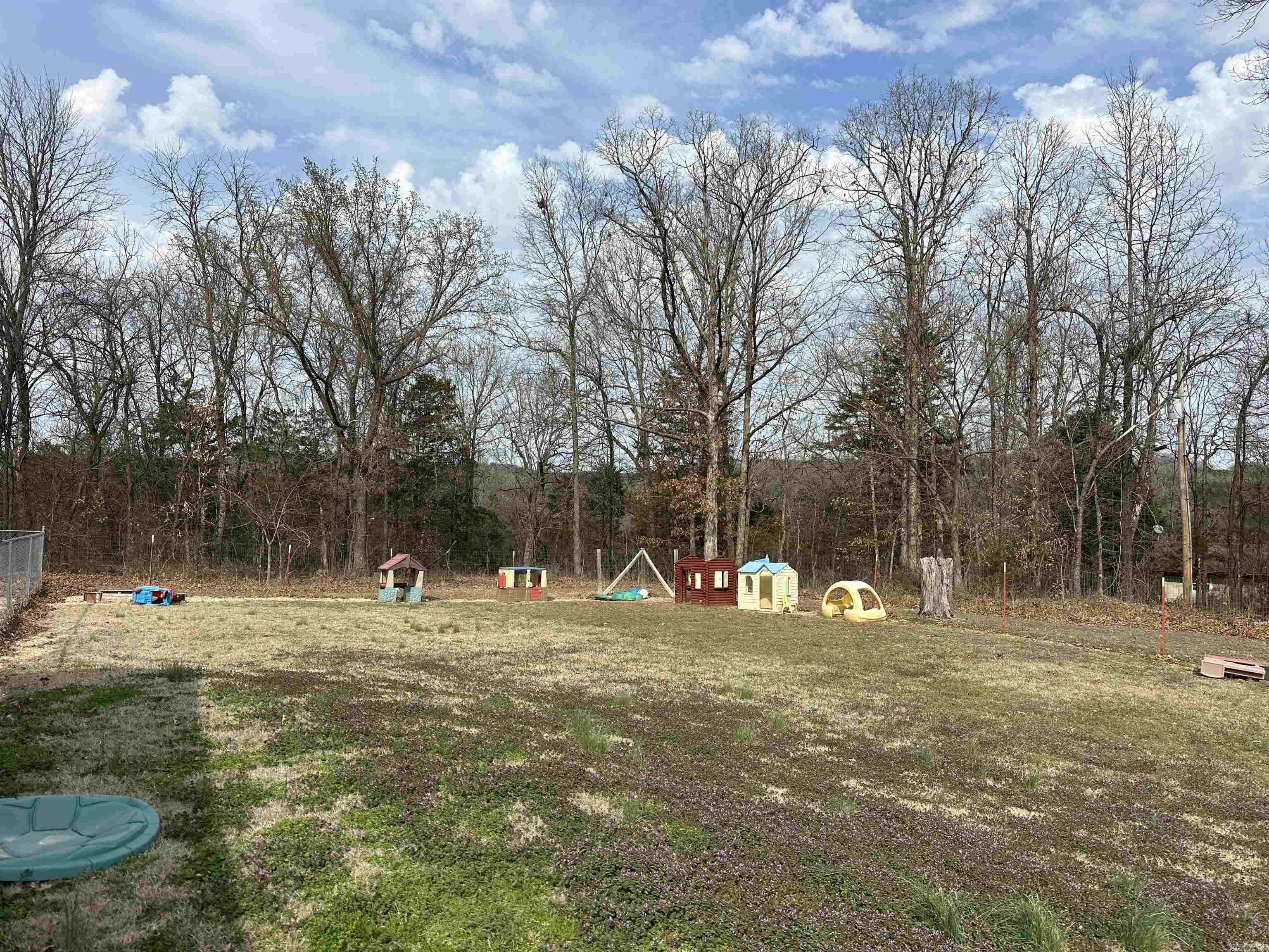 212 S Cedar Street  Yellville, AR