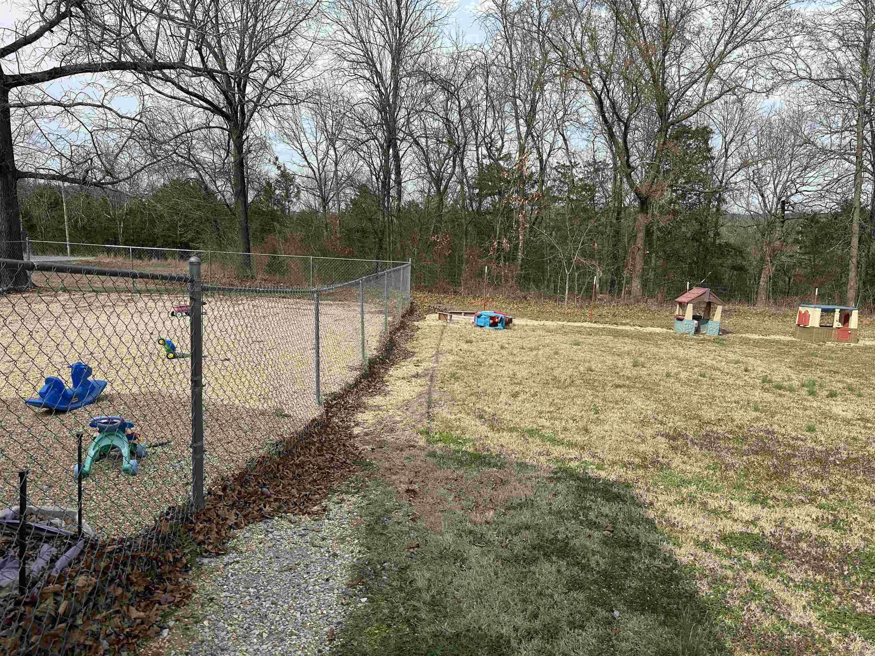 212 S Cedar Street  Yellville, AR