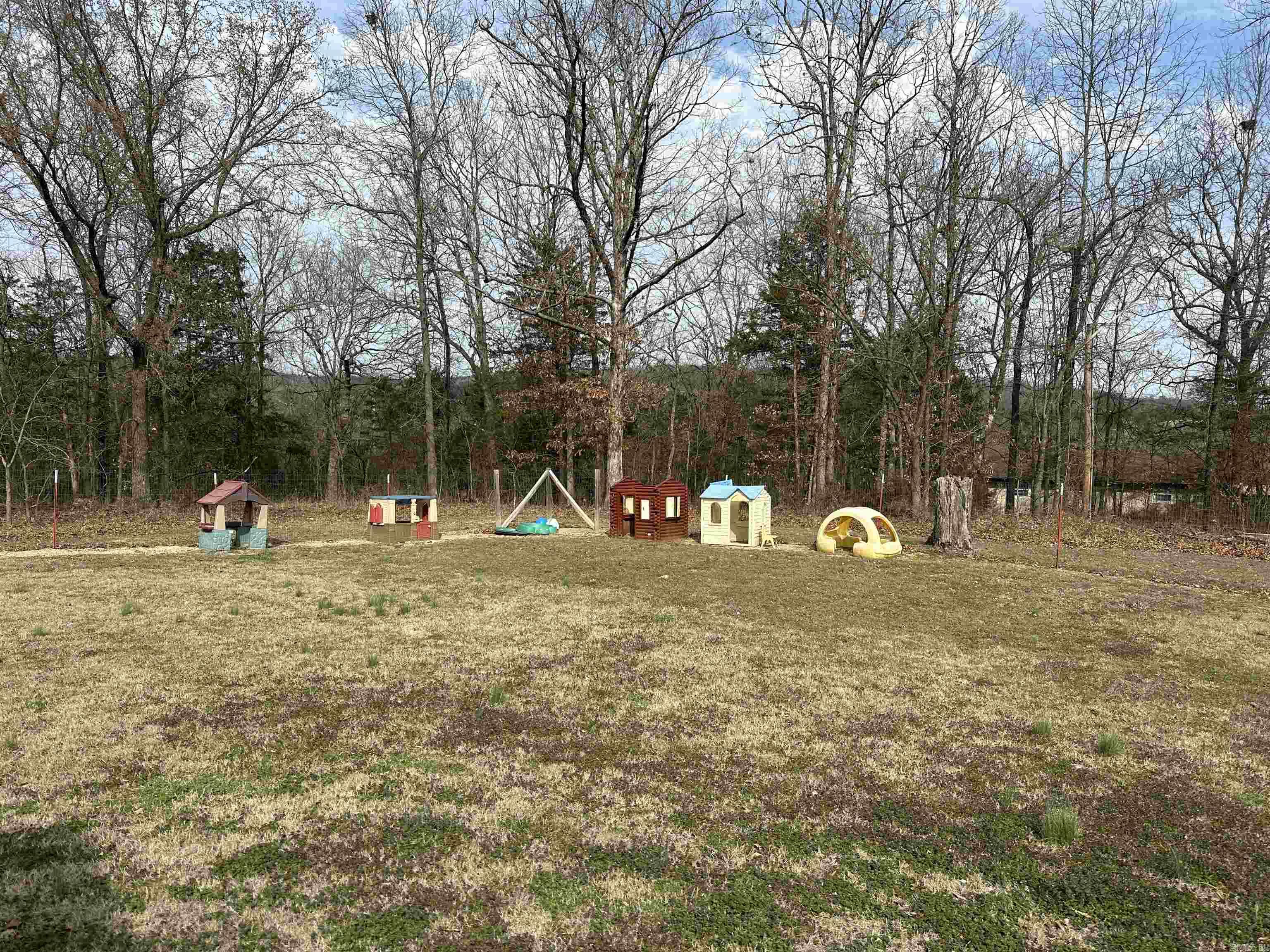 212 S Cedar Street  Yellville, AR