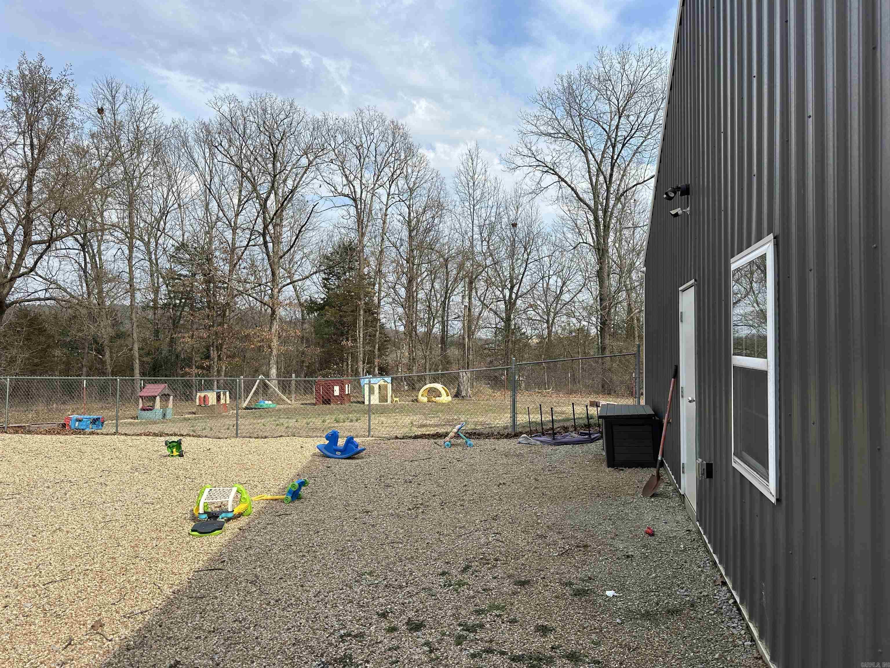 212 S Cedar Street  Yellville, AR