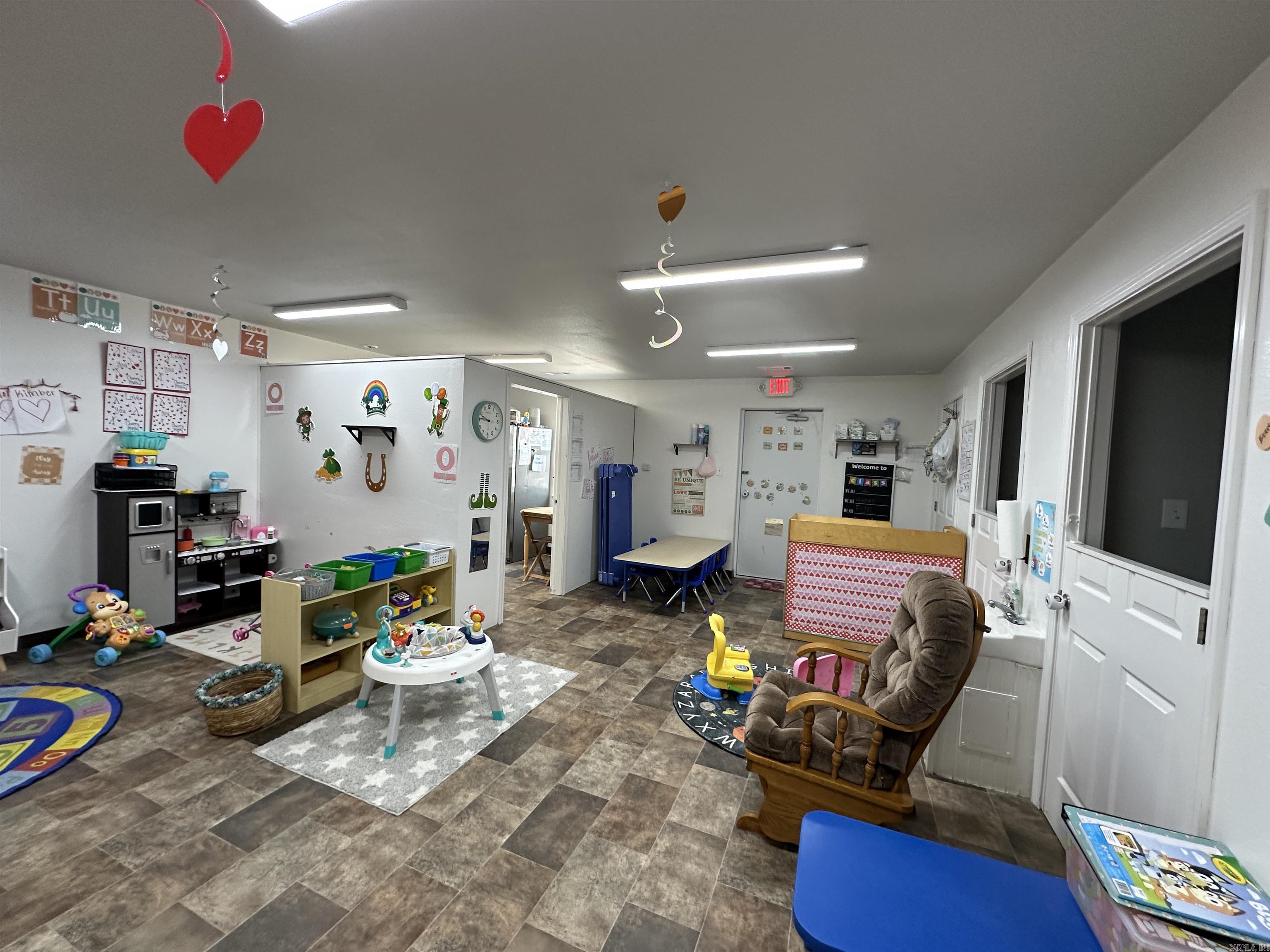 212 S Cedar Street  Yellville, AR