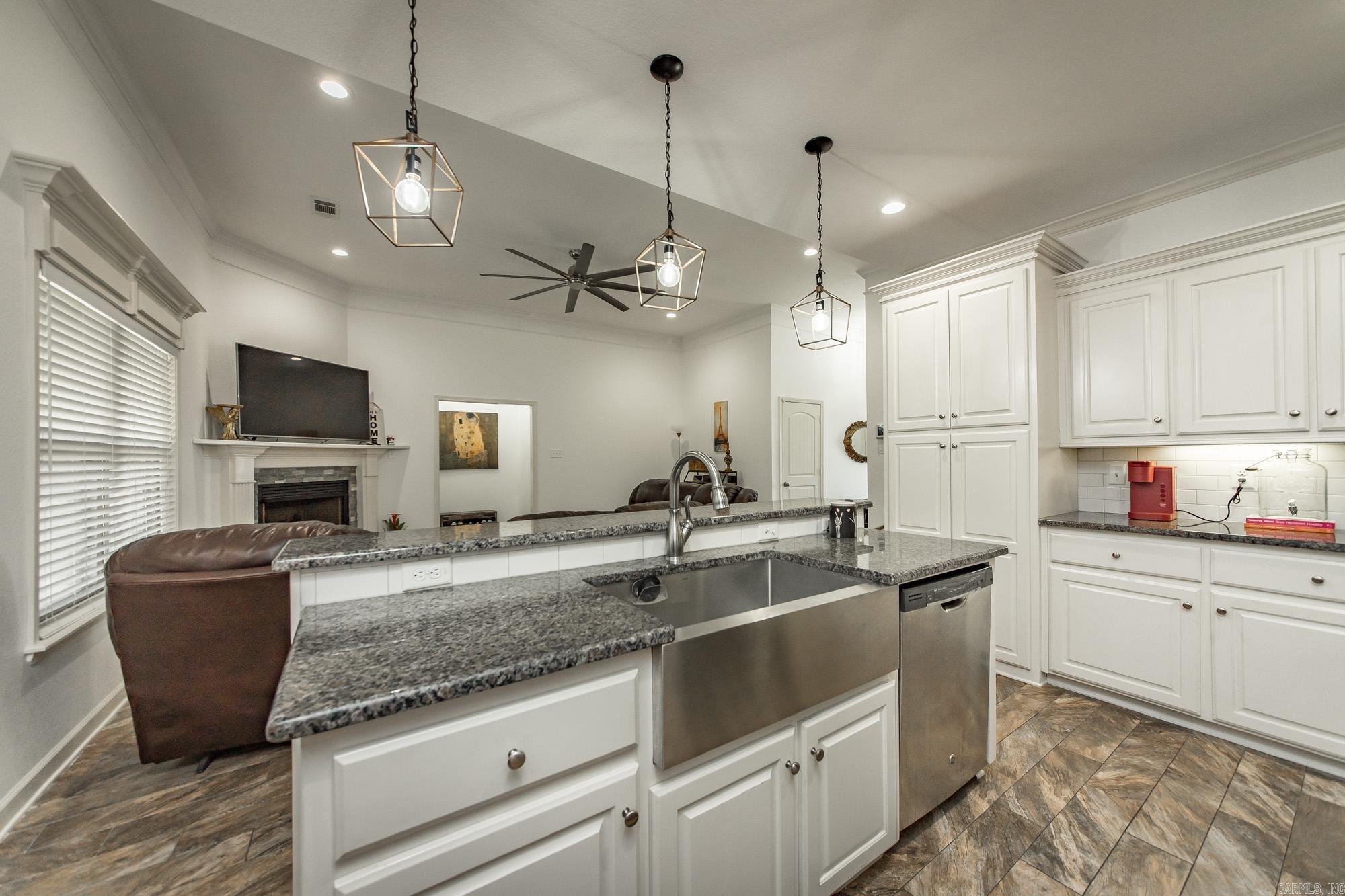 761 Mango  Austin, AR