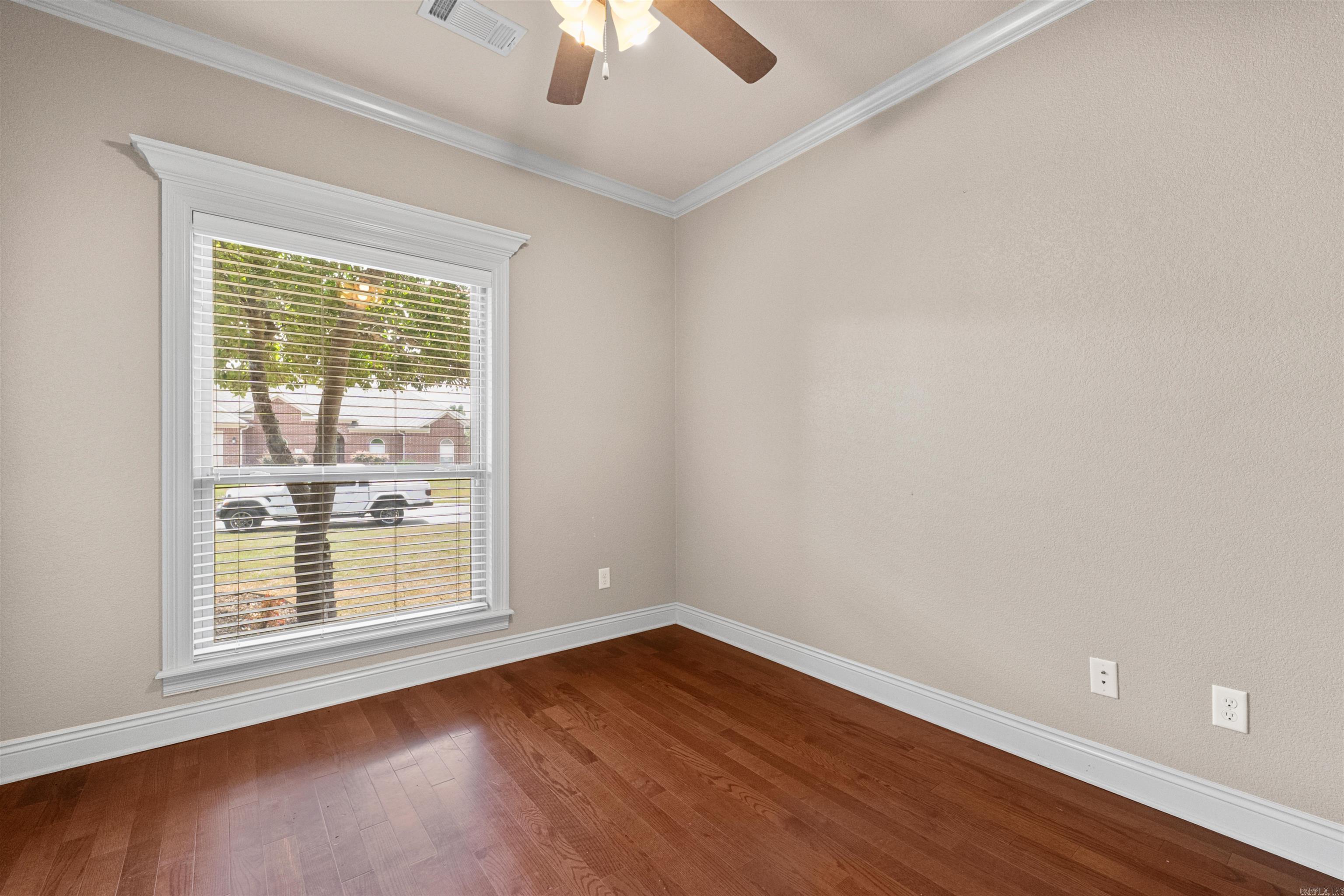 164 Crystal Lake Rd  Austin, AR