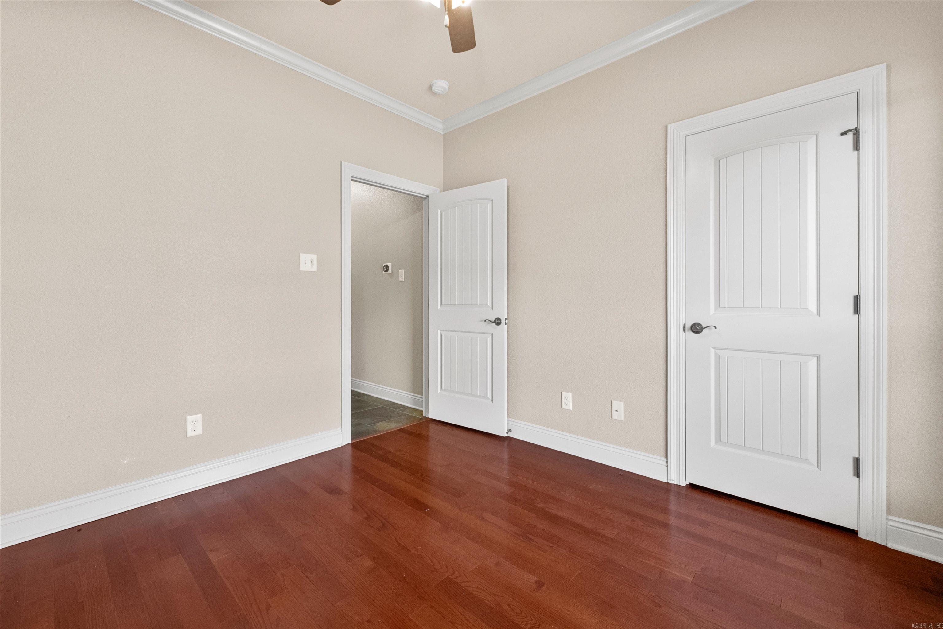 164 Crystal Lake Rd  Austin, AR