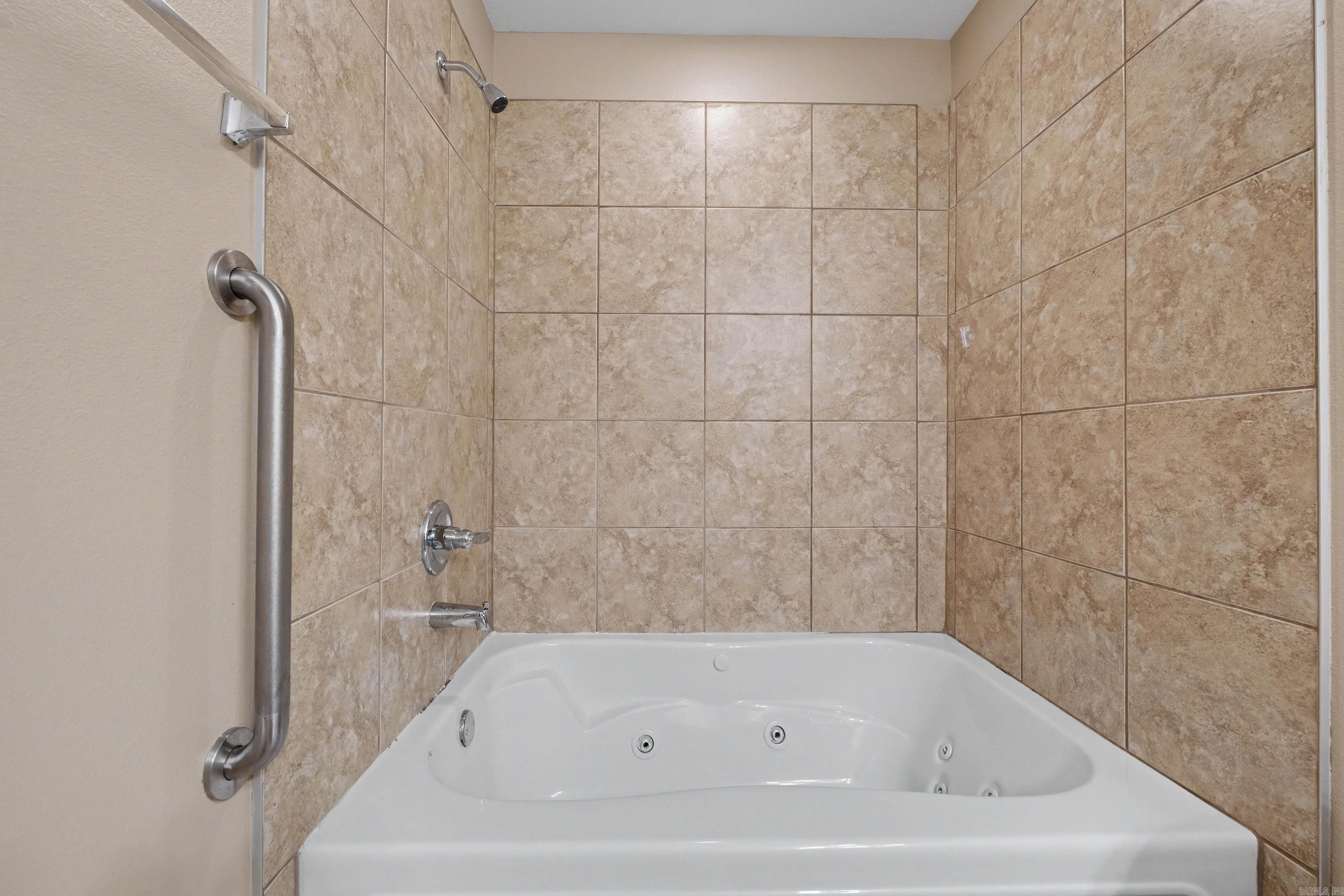 104 Venezia Maumelle, AR 72113