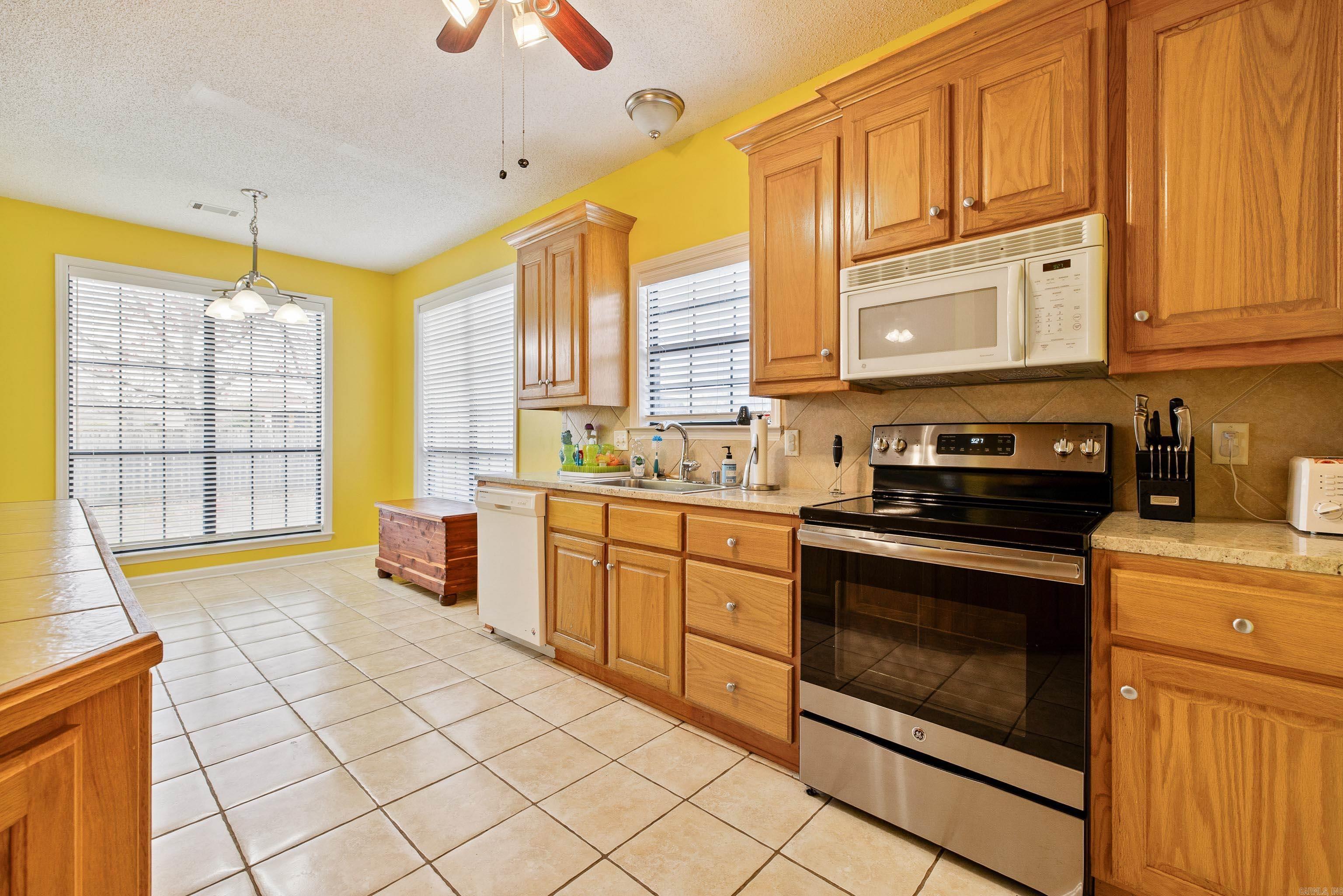 98 Westfield  Little Rock, AR