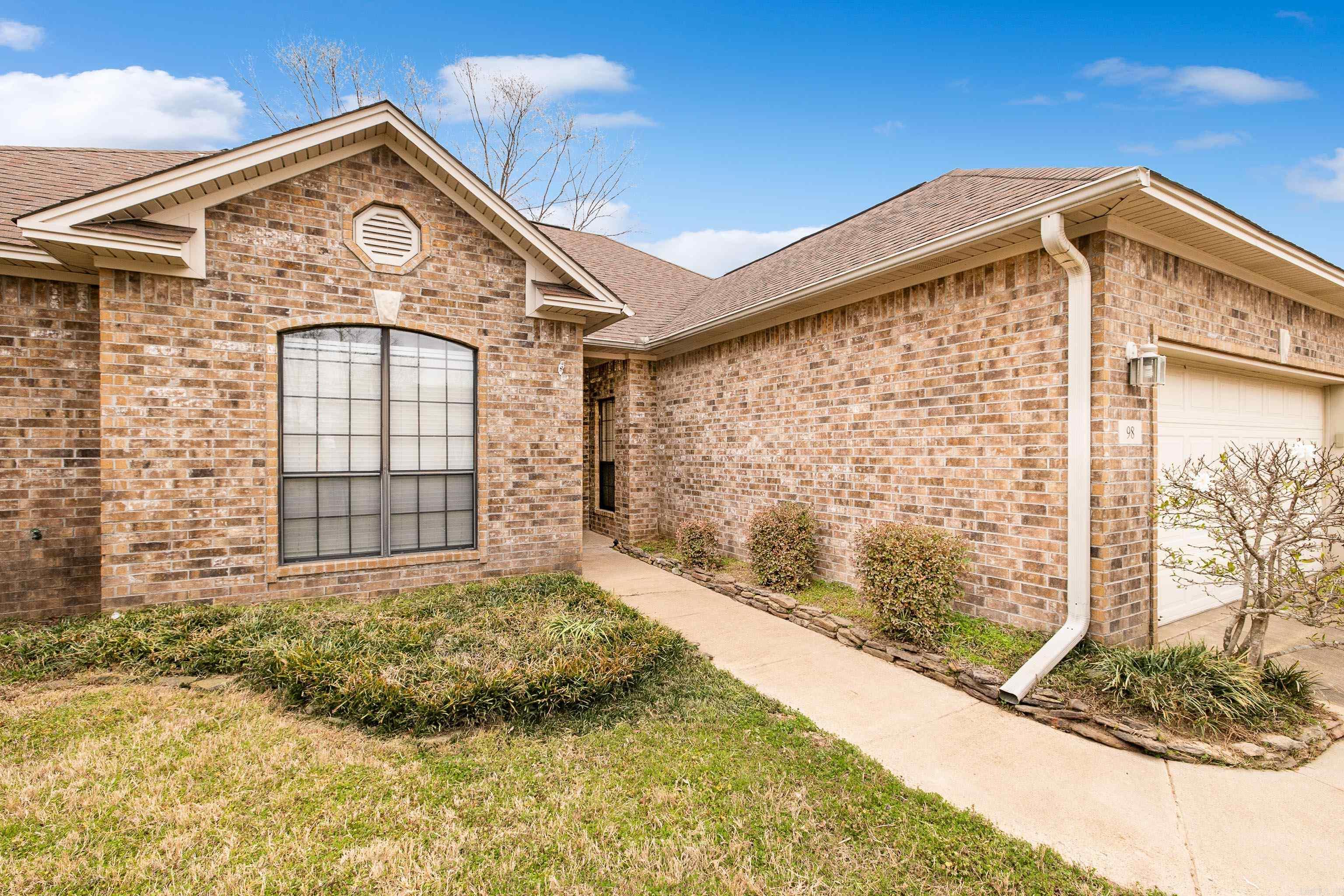 98 Westfield  Little Rock, AR