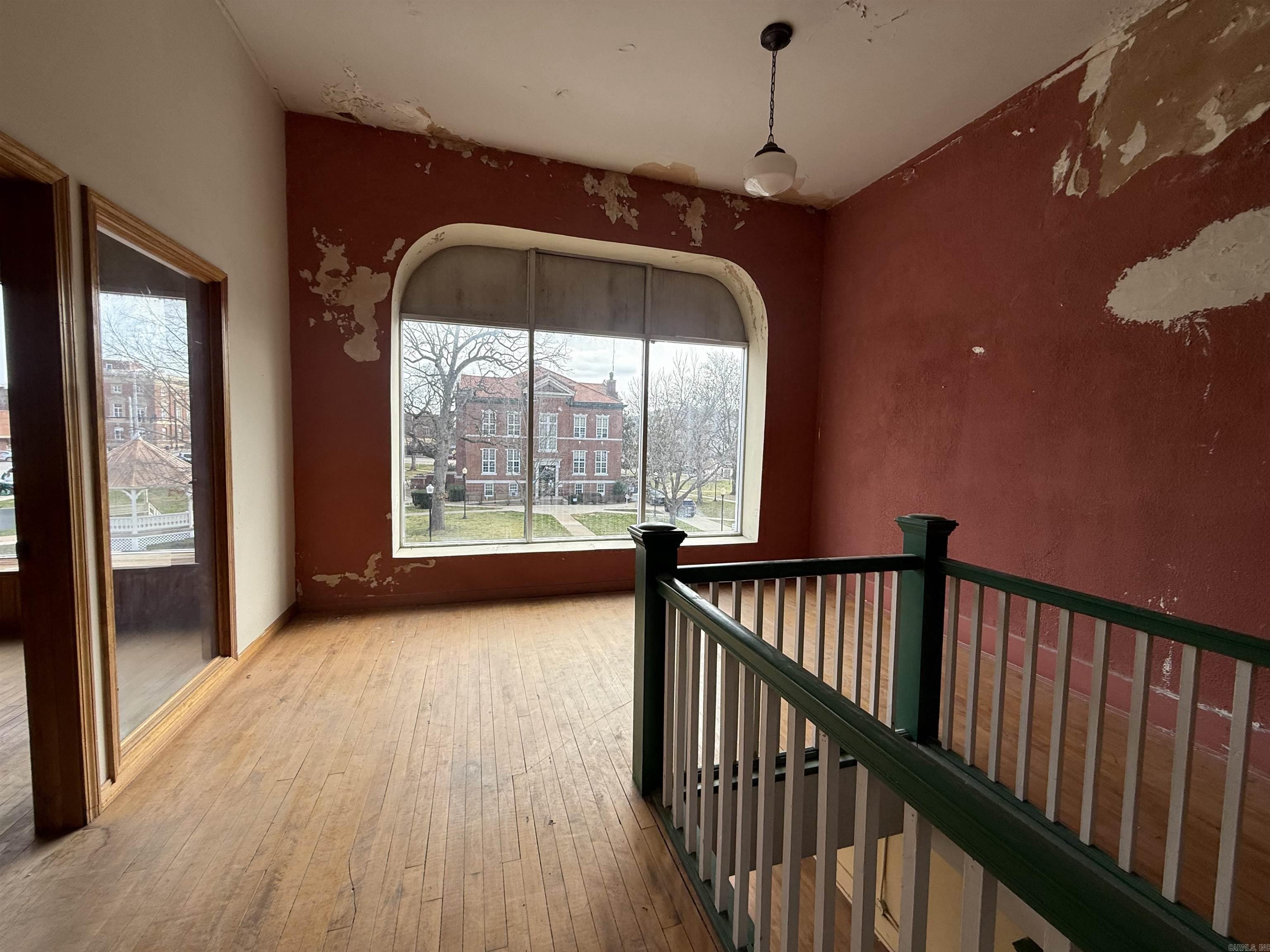 120 N Willow  Harrison, AR