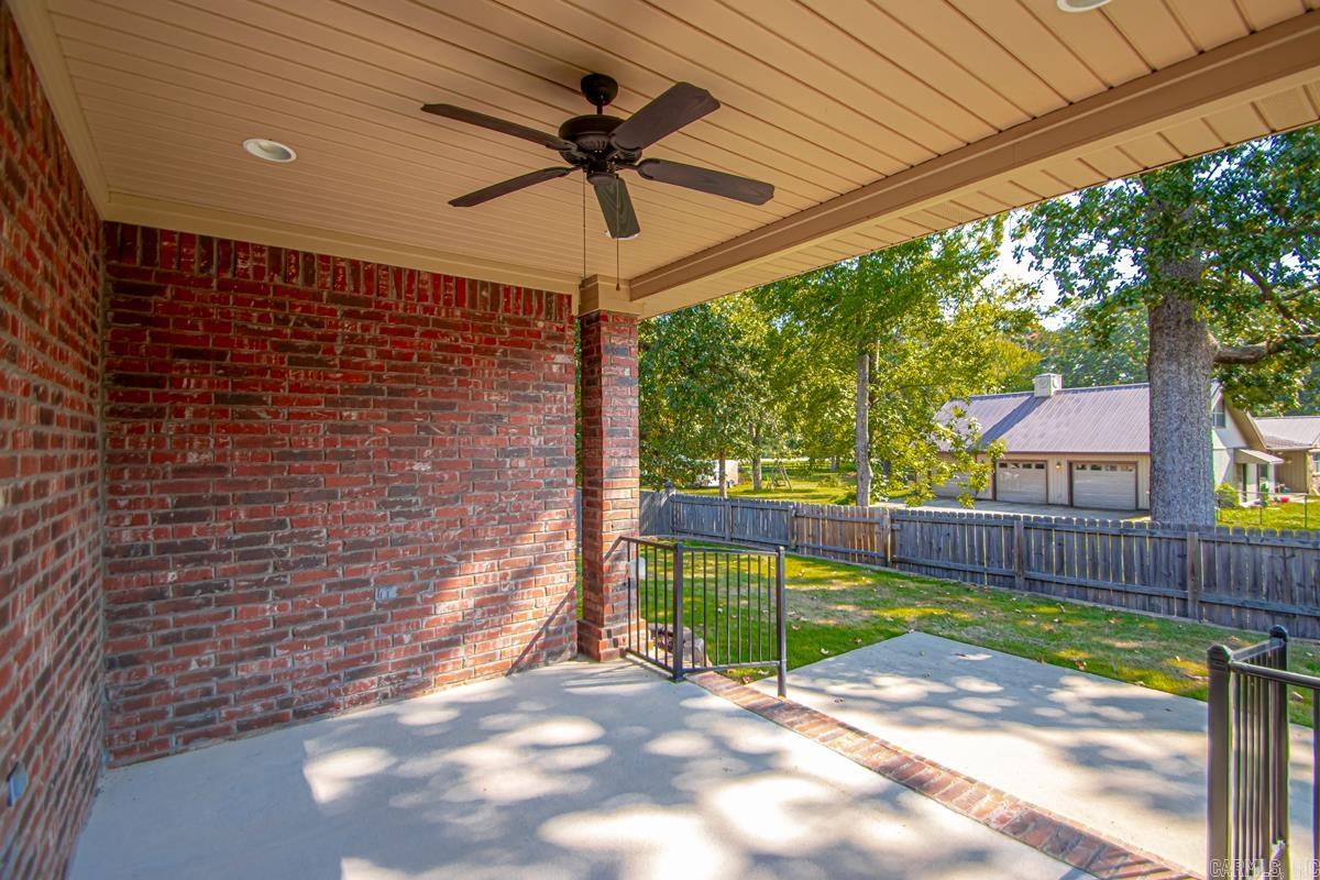 9 Bishop  Little Rock, AR