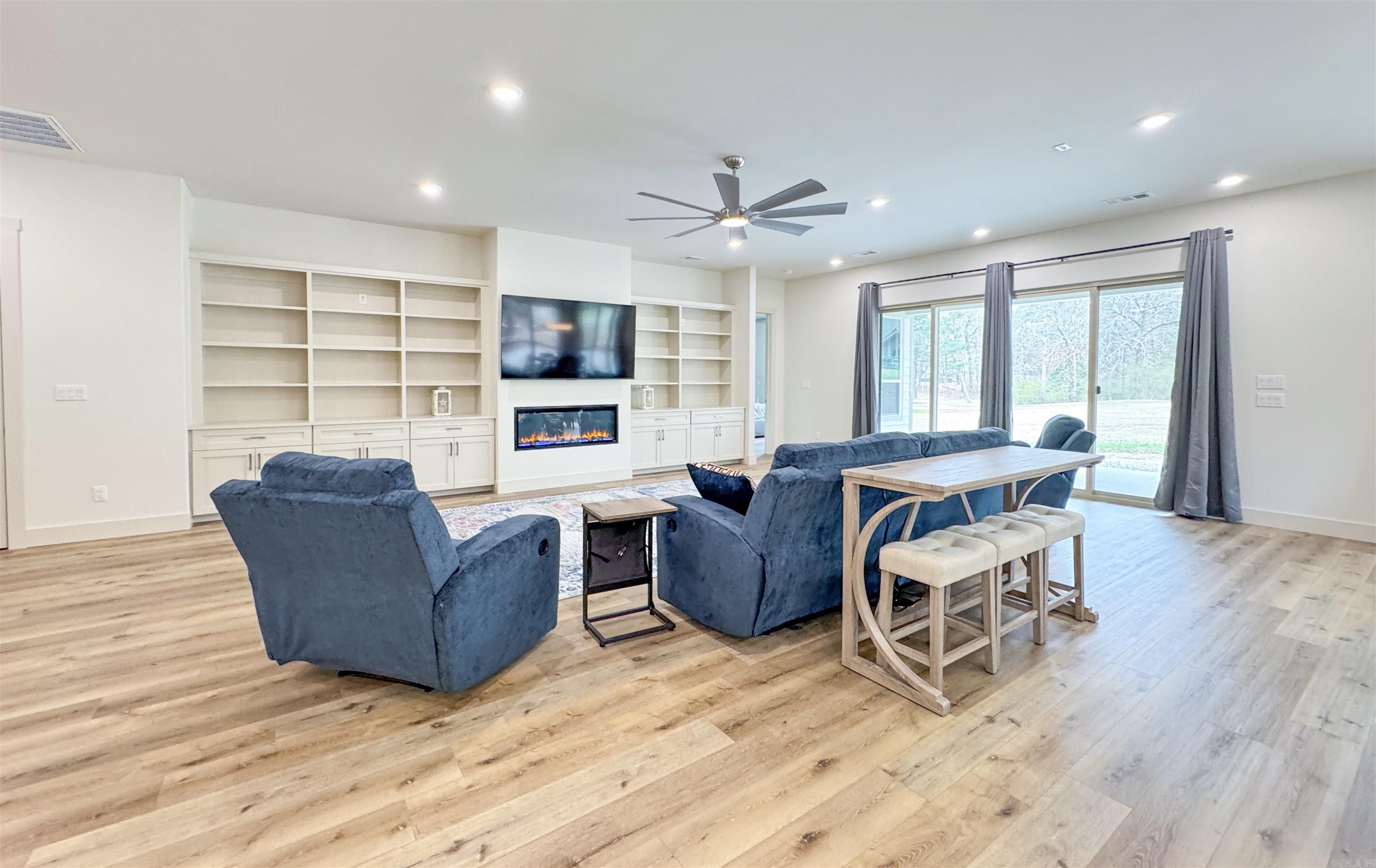 24 Zarina Lane Hot Springs Village, AR 71909