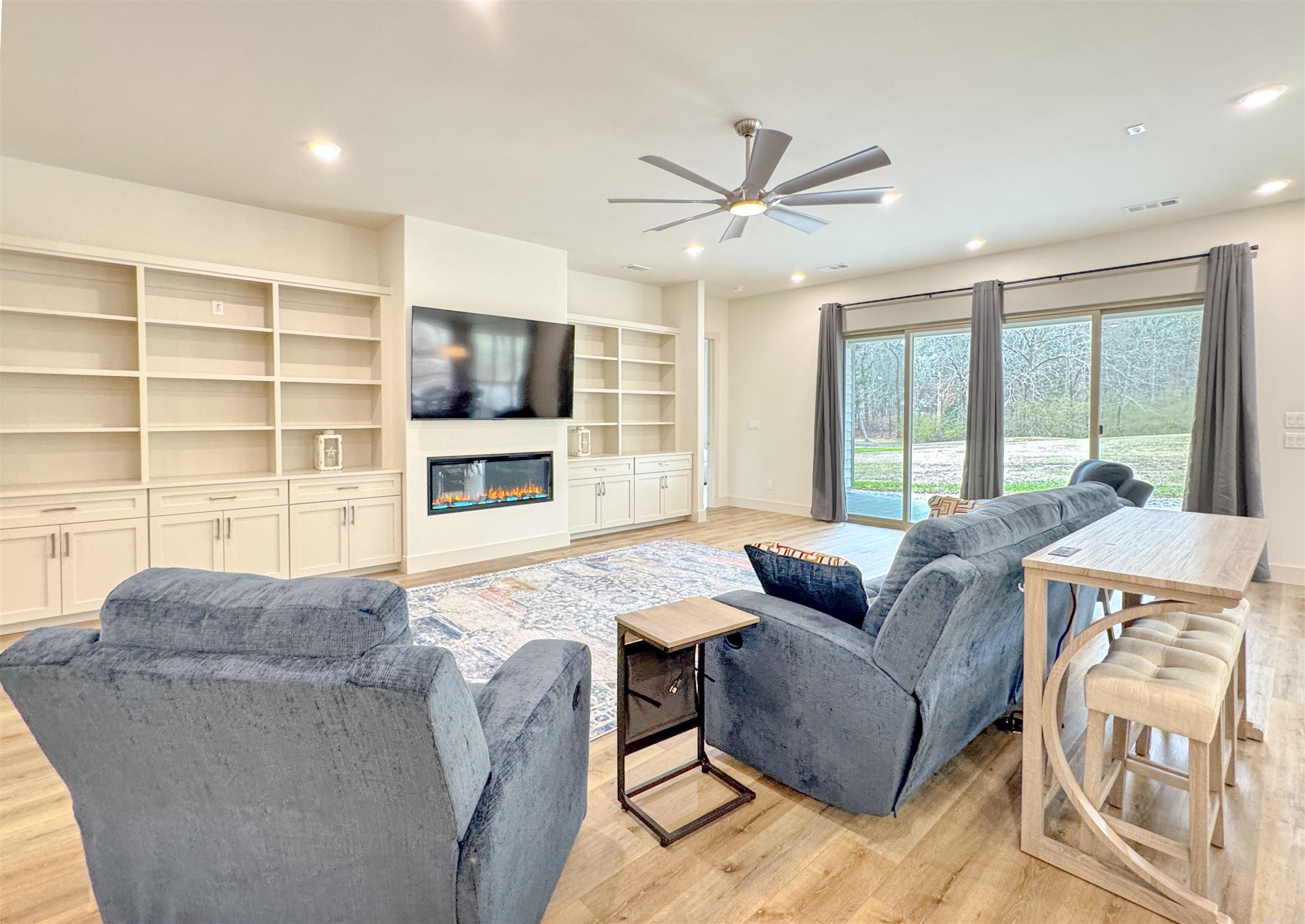 24 Zarina Lane Hot Springs Village, AR 71909