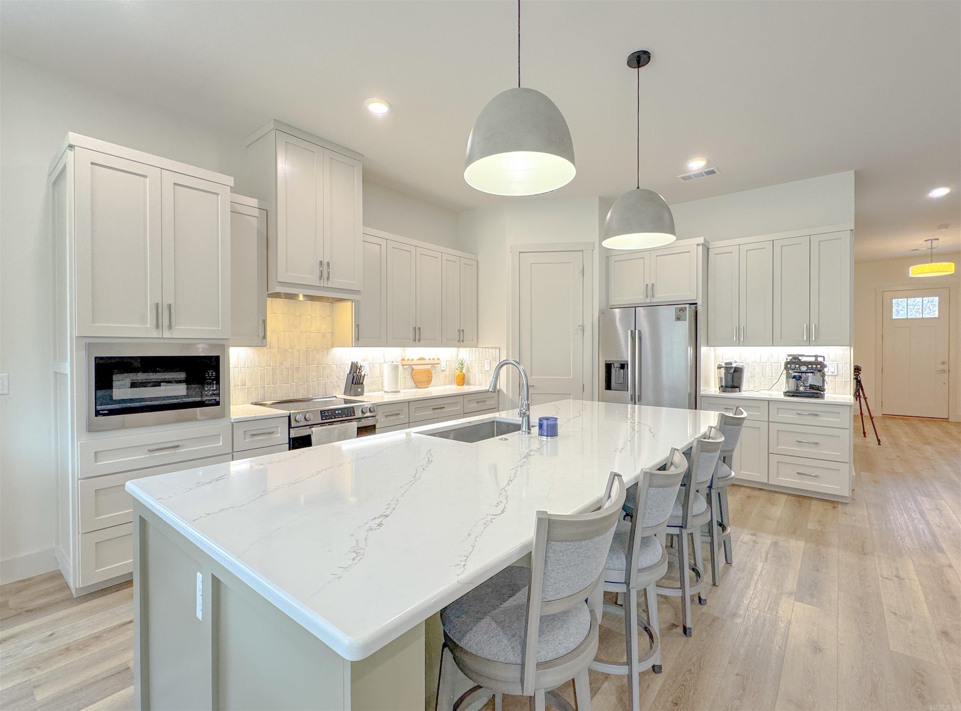 24 Zarina Lane Hot Springs Village, AR 71909