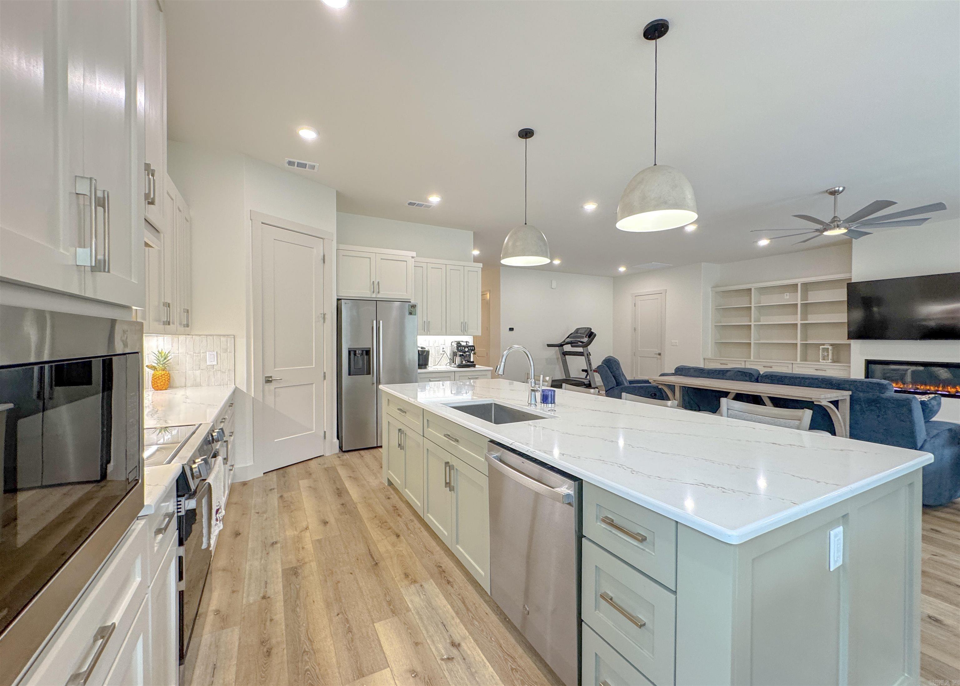 24 Zarina Lane Hot Springs Village, AR 71909