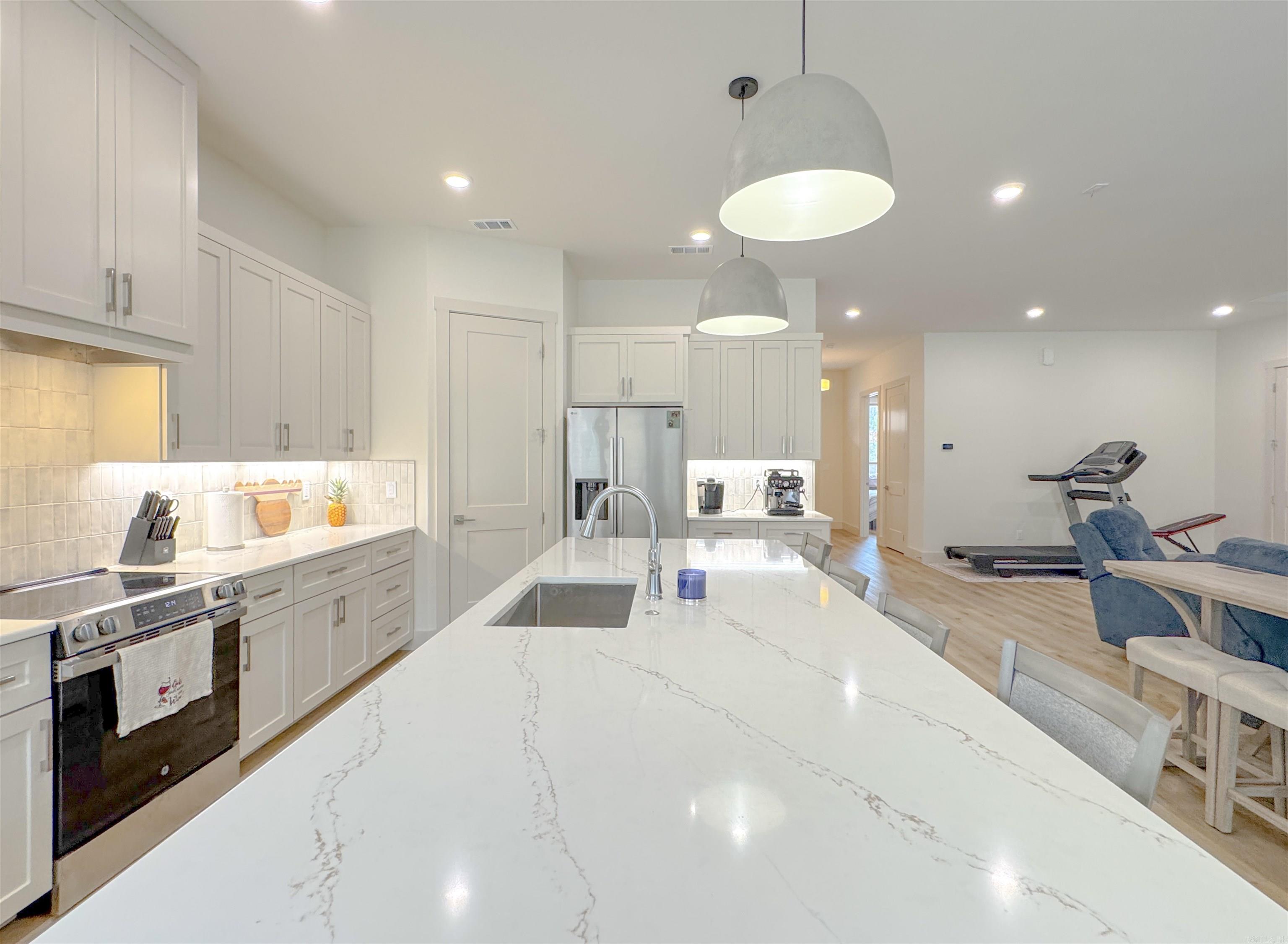 24 Zarina Lane Hot Springs Village, AR 71909