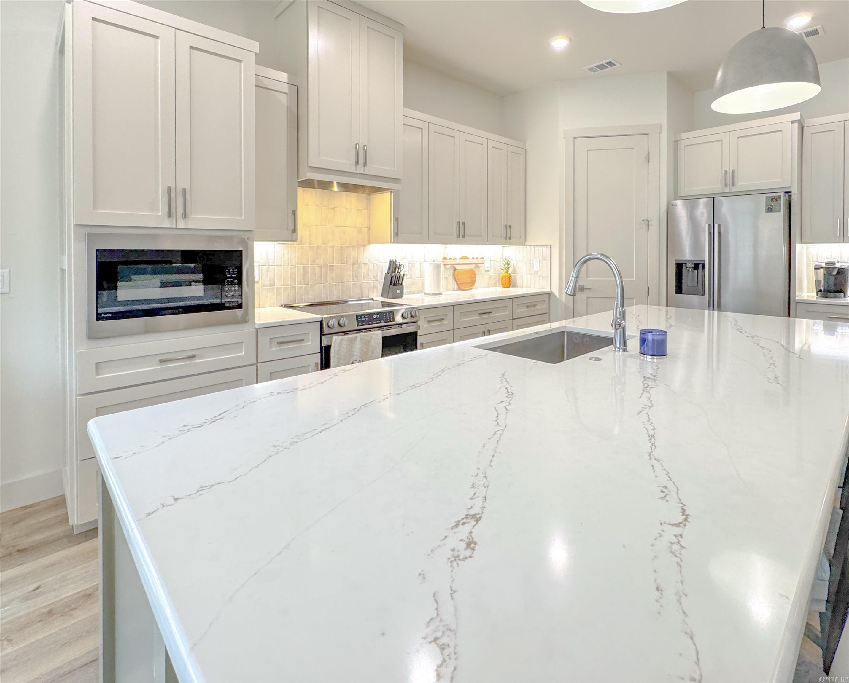 24 Zarina Lane Hot Springs Village, AR 71909