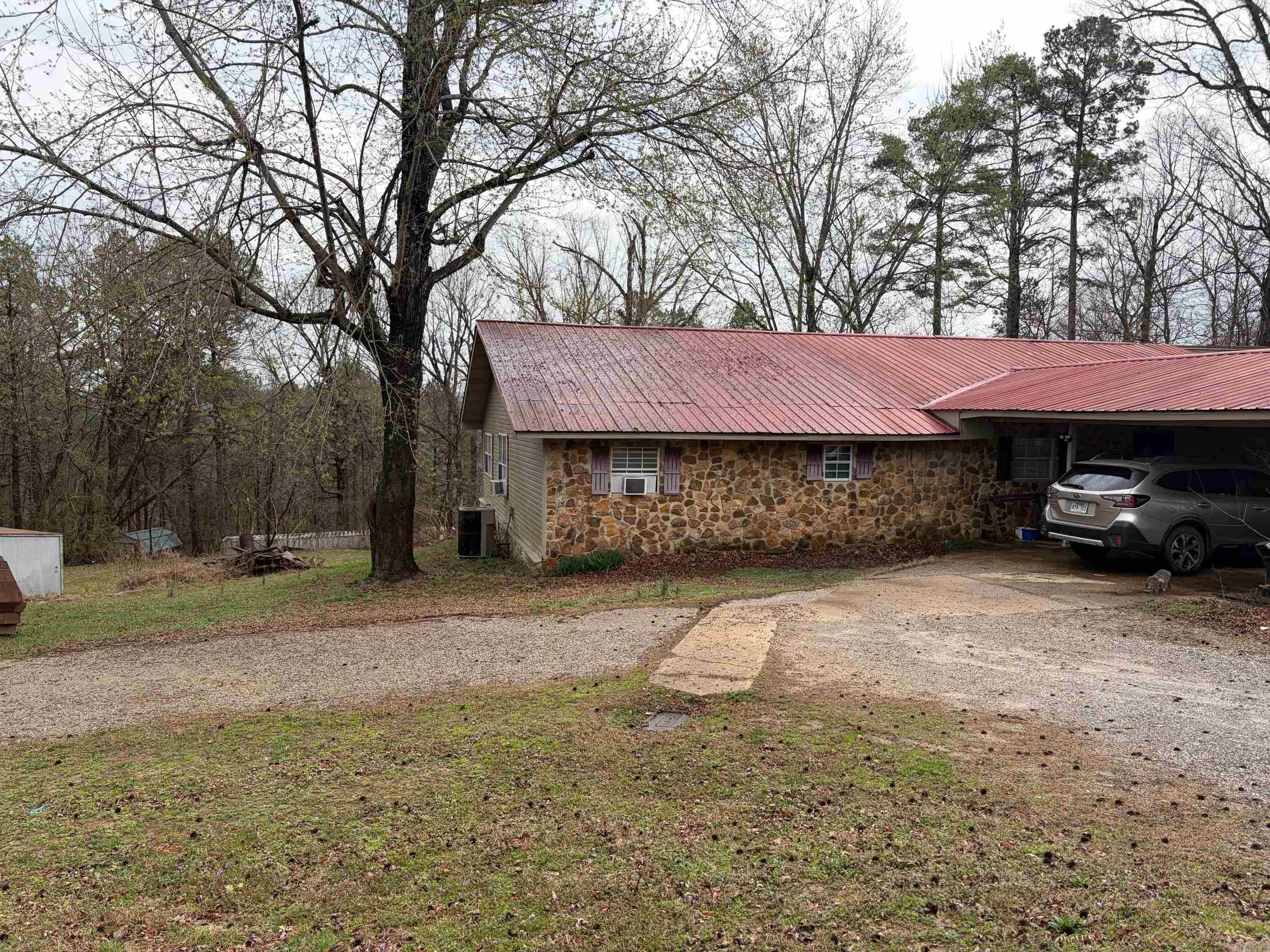 100 Kendall Dr  Salesville, AR