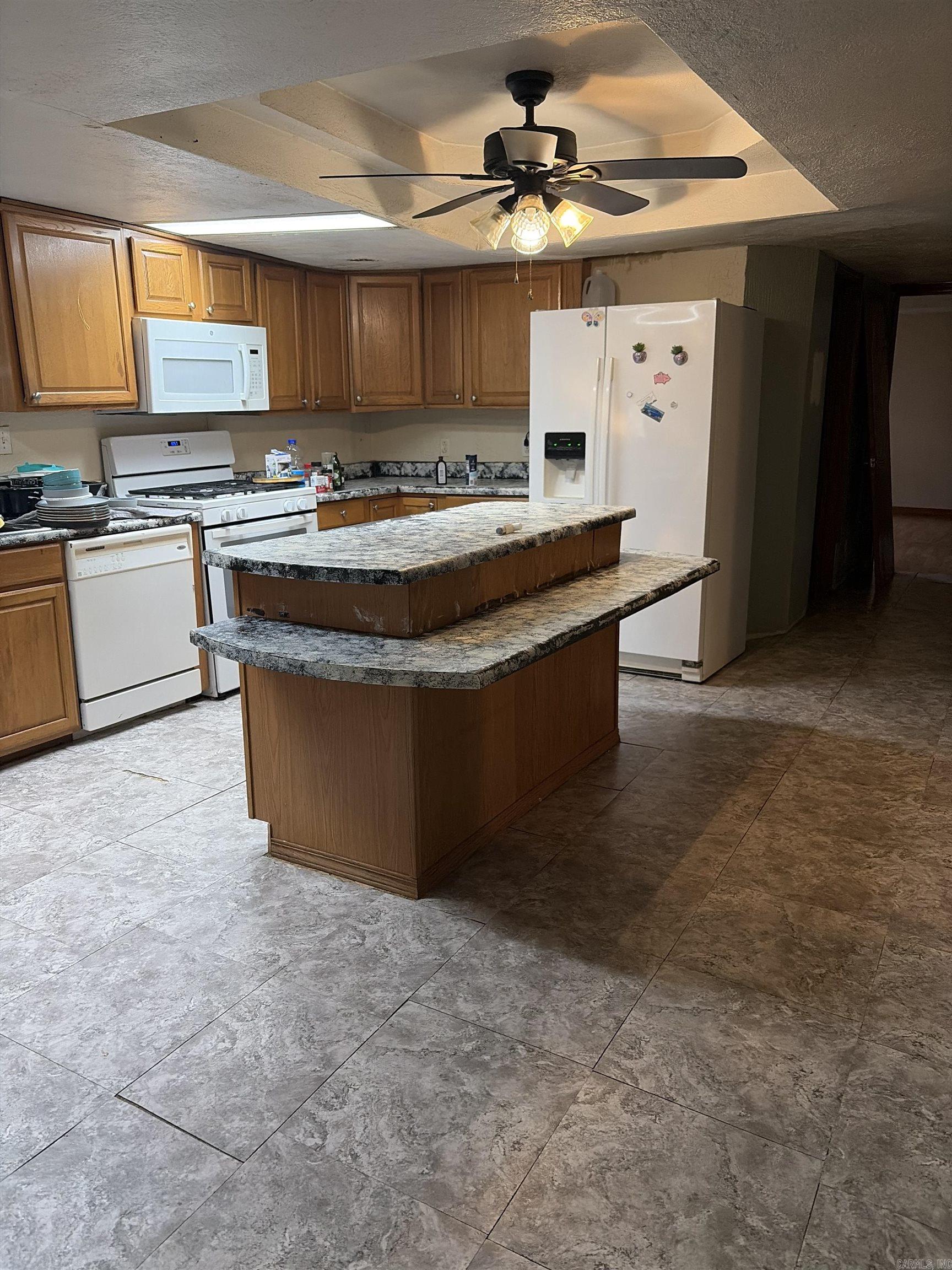 100 Kendall Dr  Salesville, AR