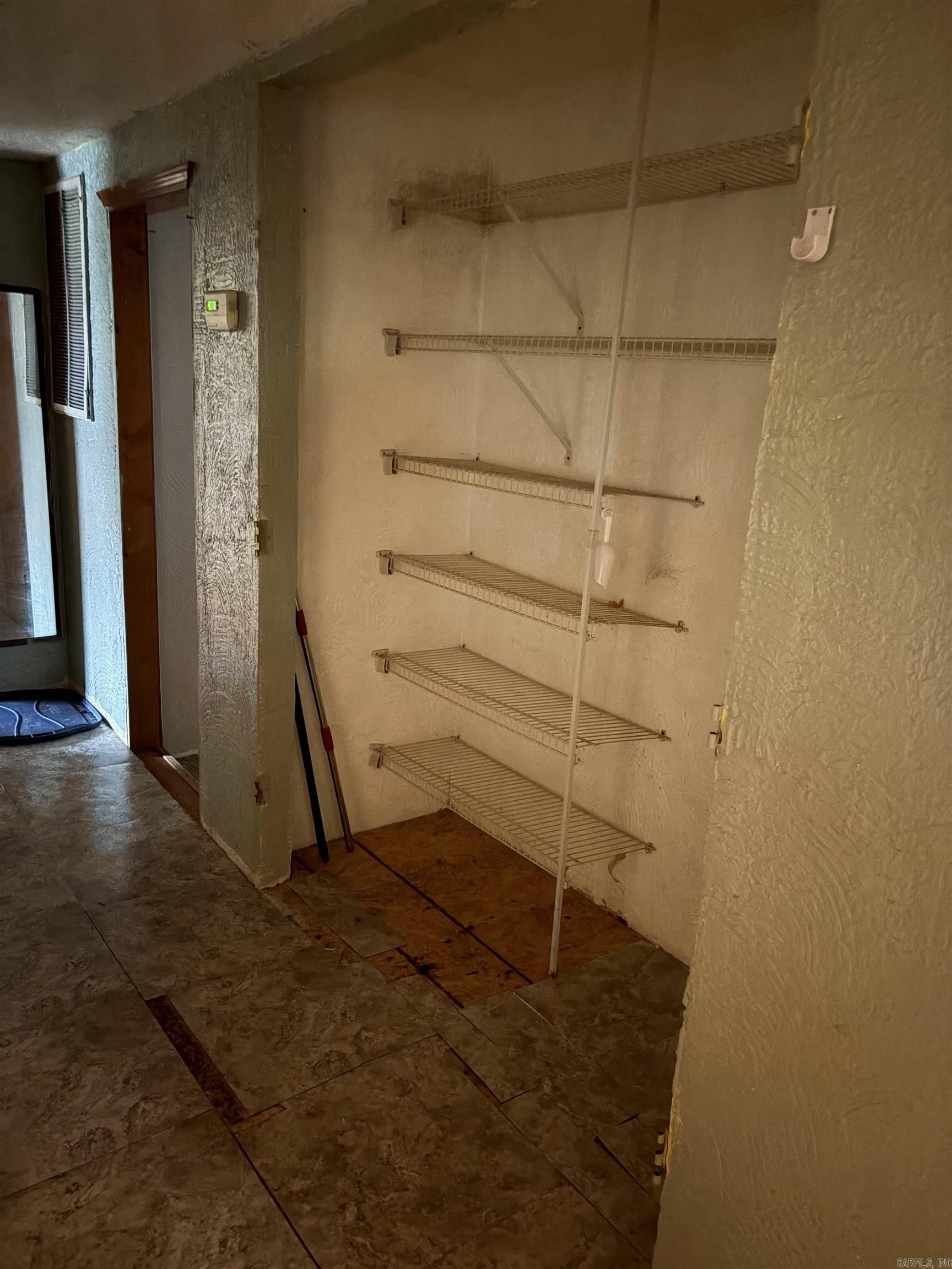 100 Kendall Dr  Salesville, AR