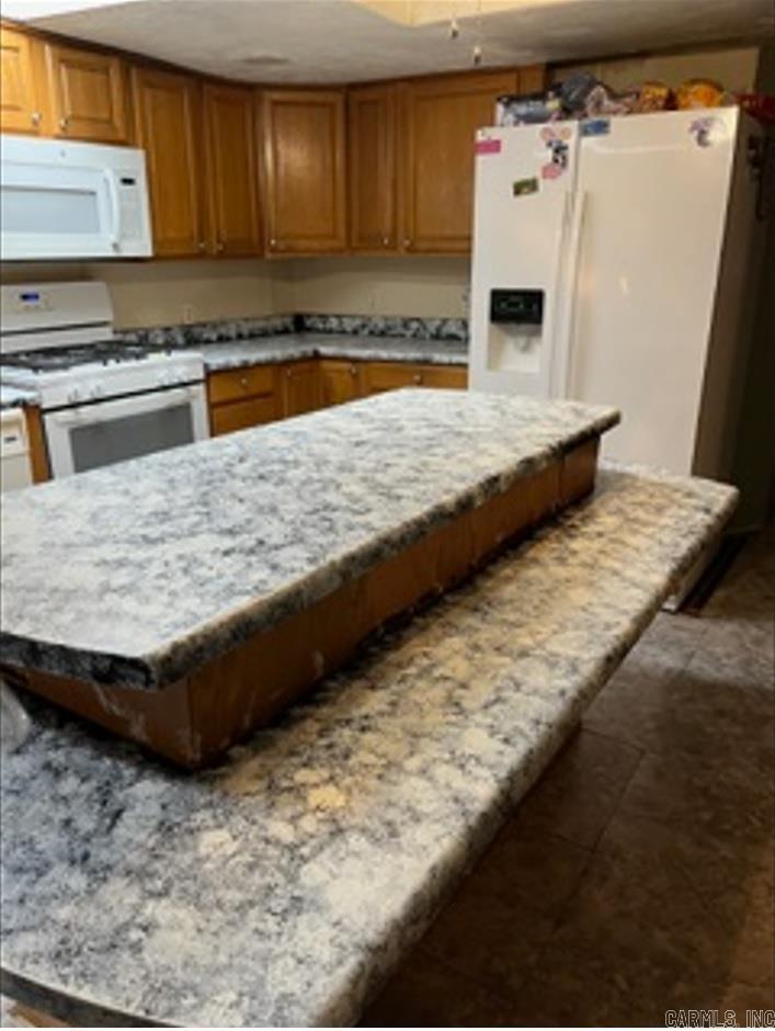 100 Kendall Dr  Salesville, AR