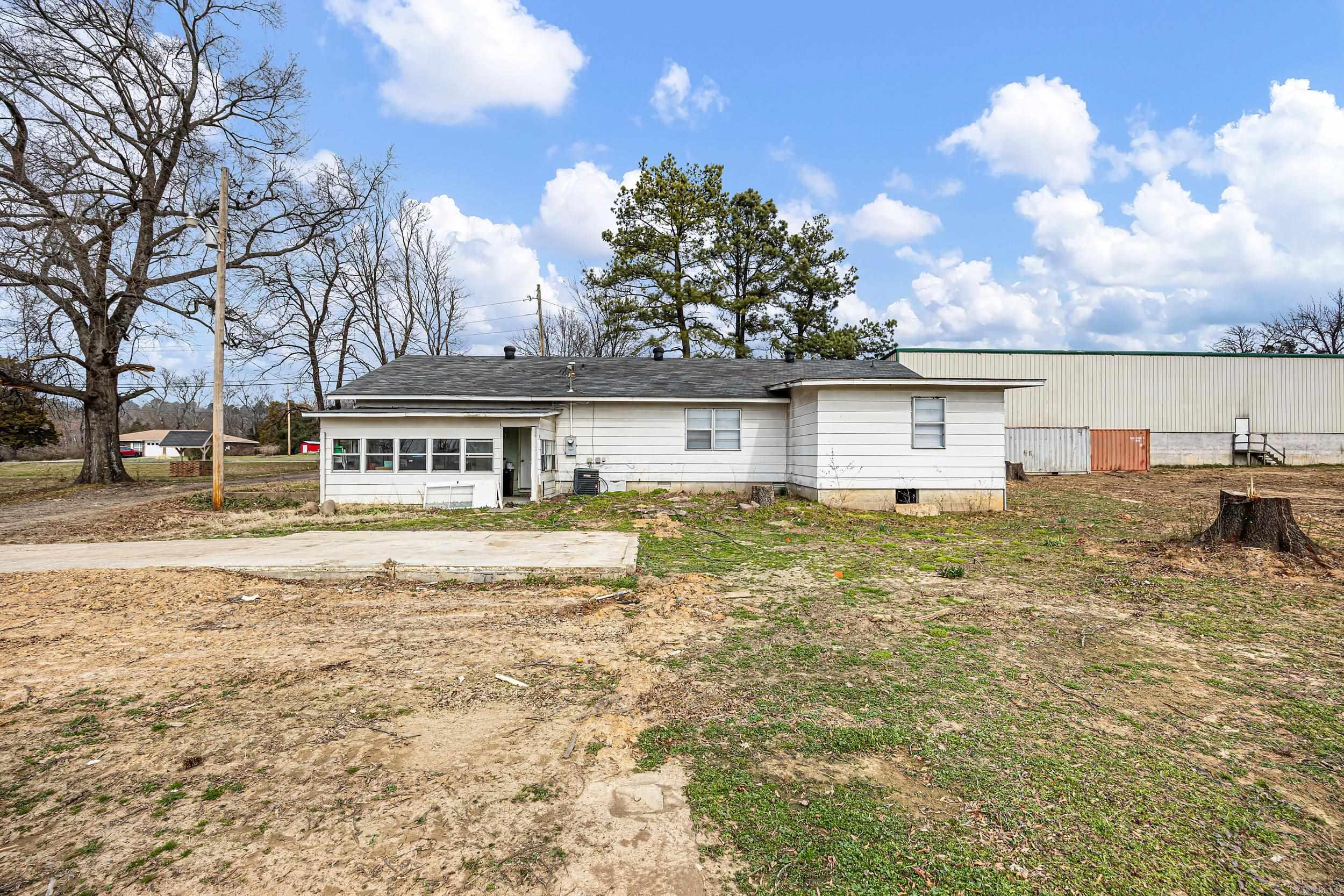 2706 AR 124  Russellville, AR
