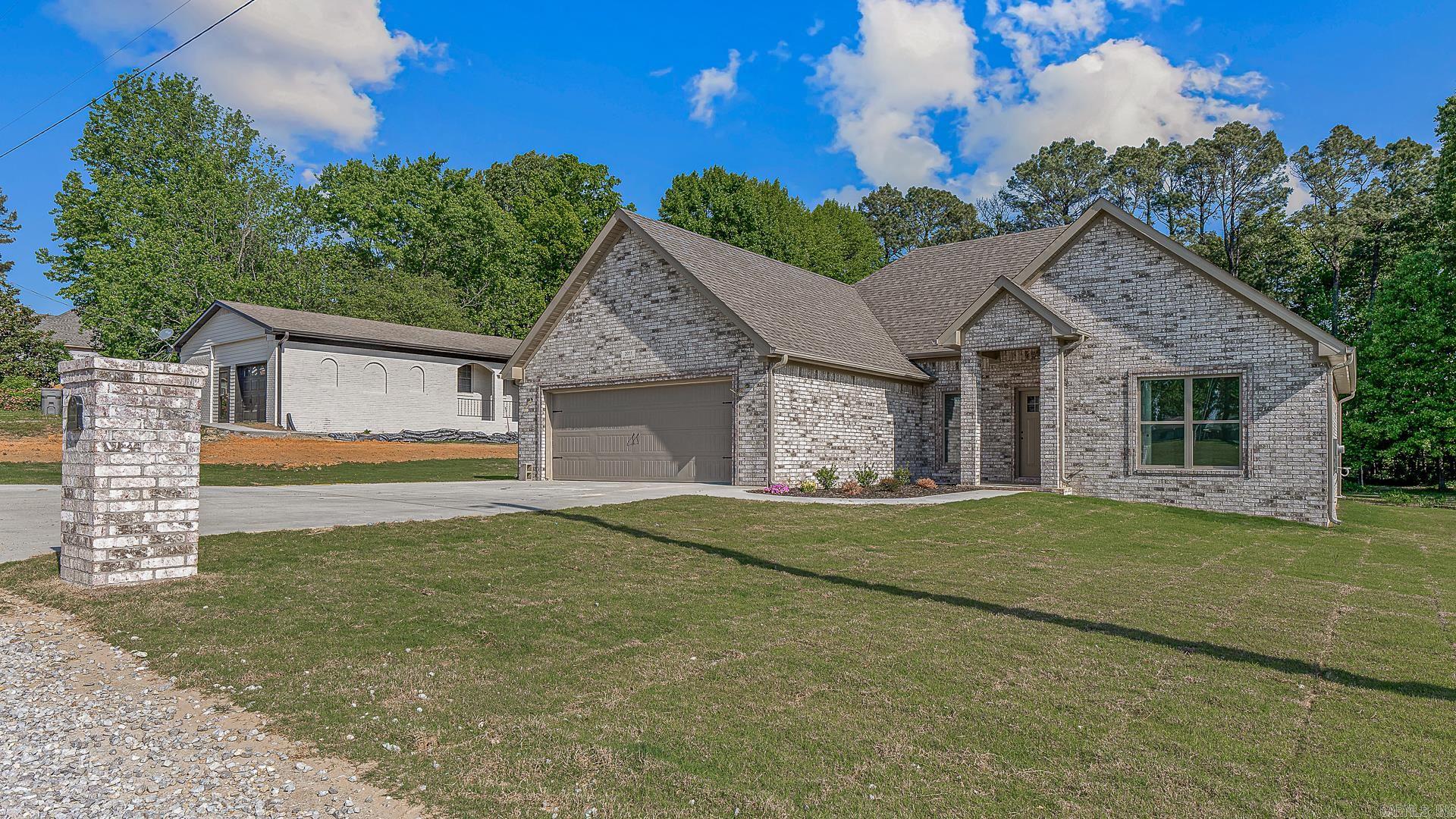 2011 Wildrose Paragould, AR 72450