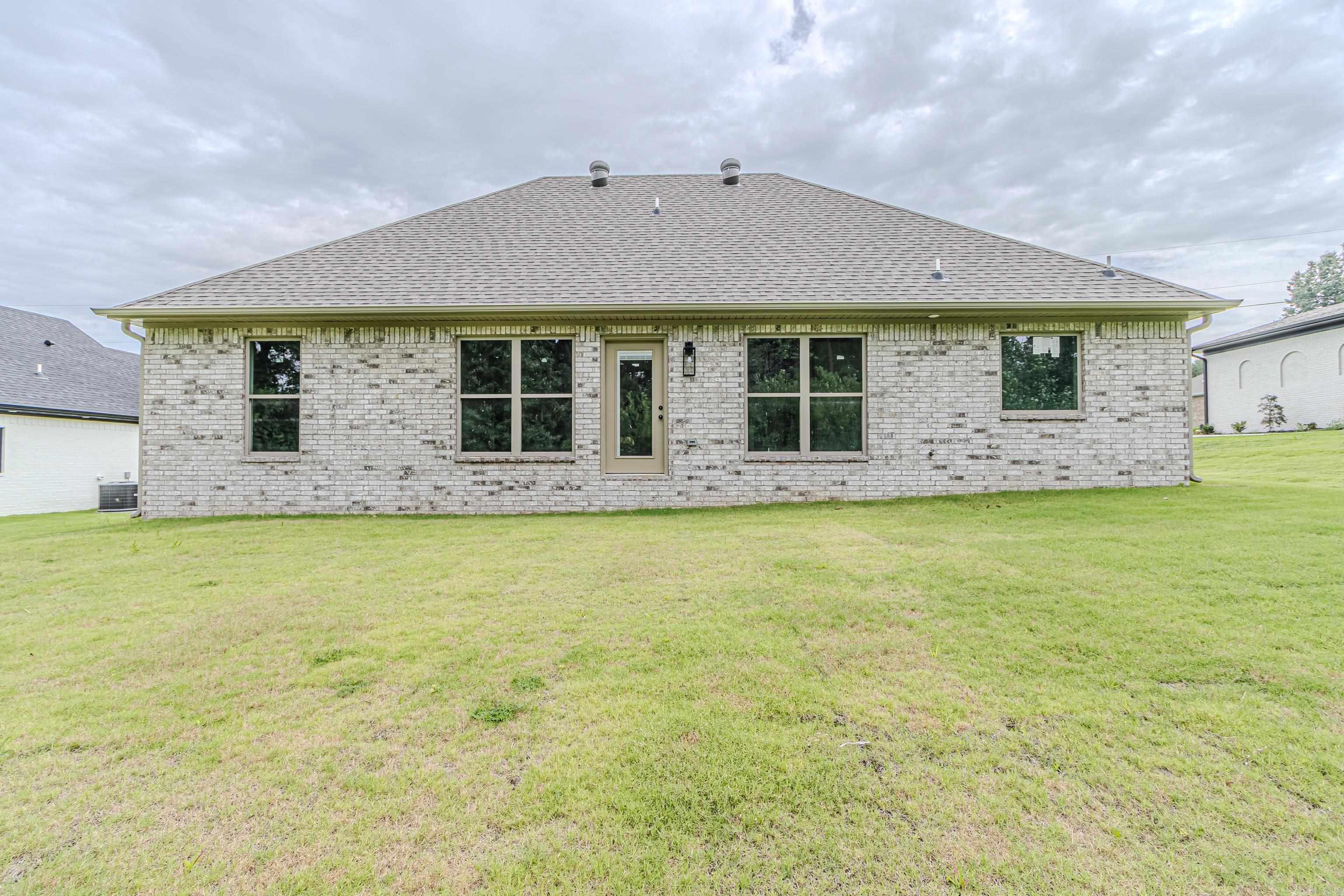 2011 Wildrose Paragould, AR 72450
