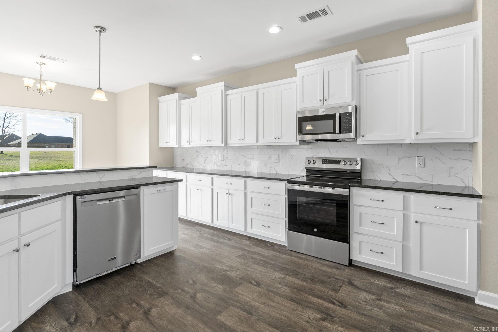 18 River Cliff  Mayflower, AR