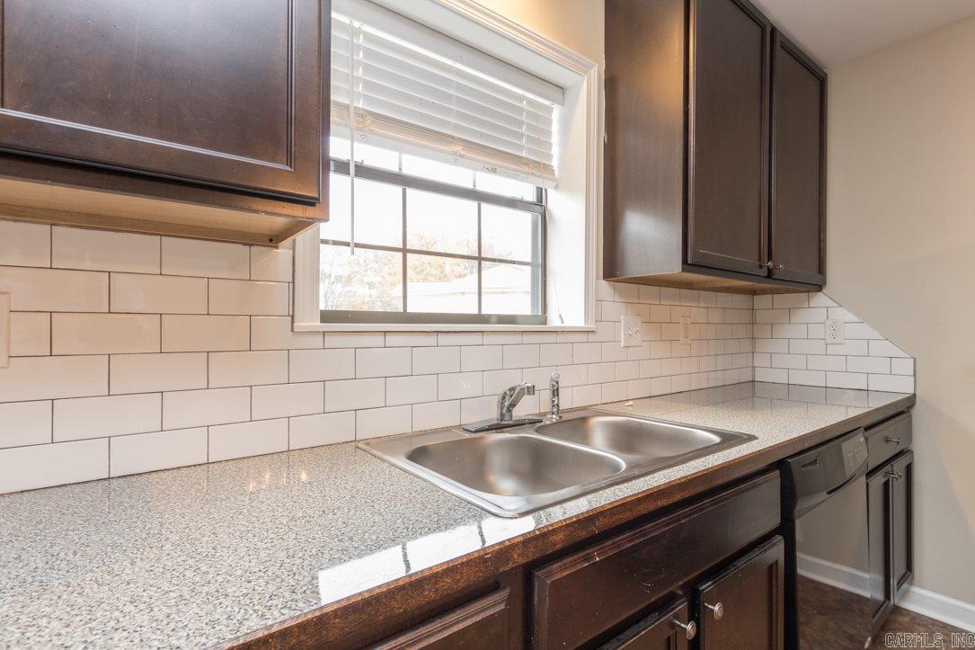 8815 Woodbine  Sherwood, AR