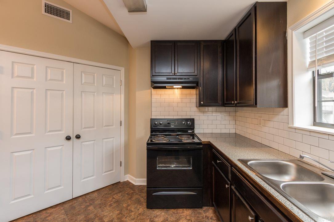 8815 Woodbine  Sherwood, AR