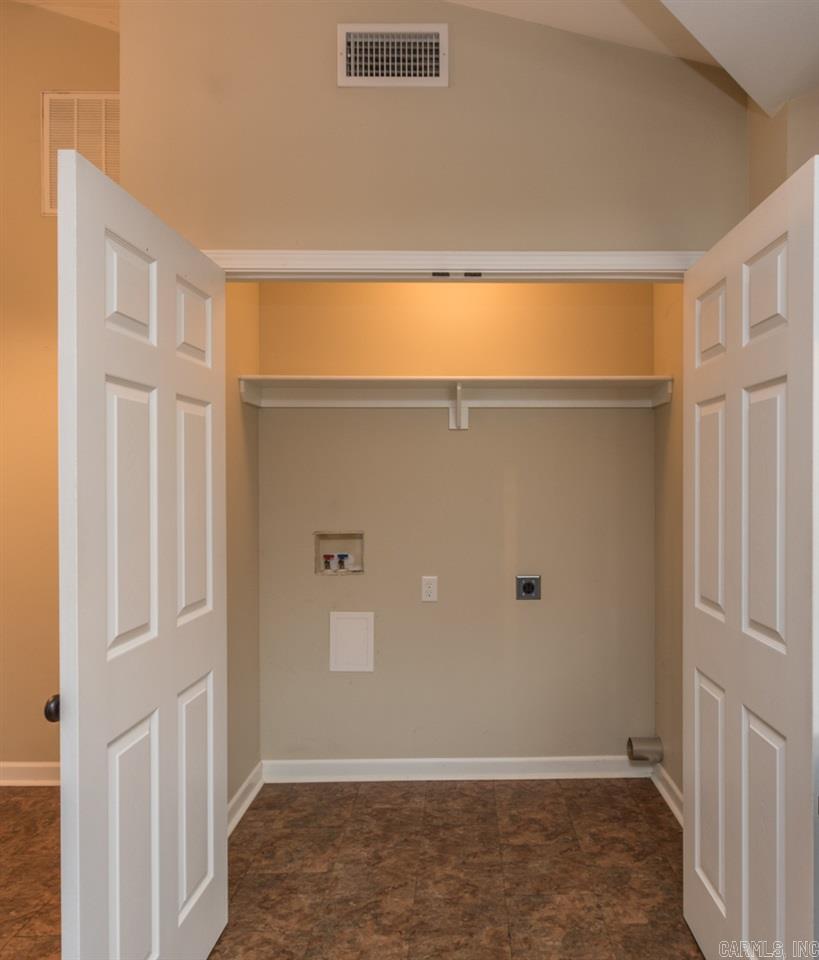 8815 Woodbine  Sherwood, AR