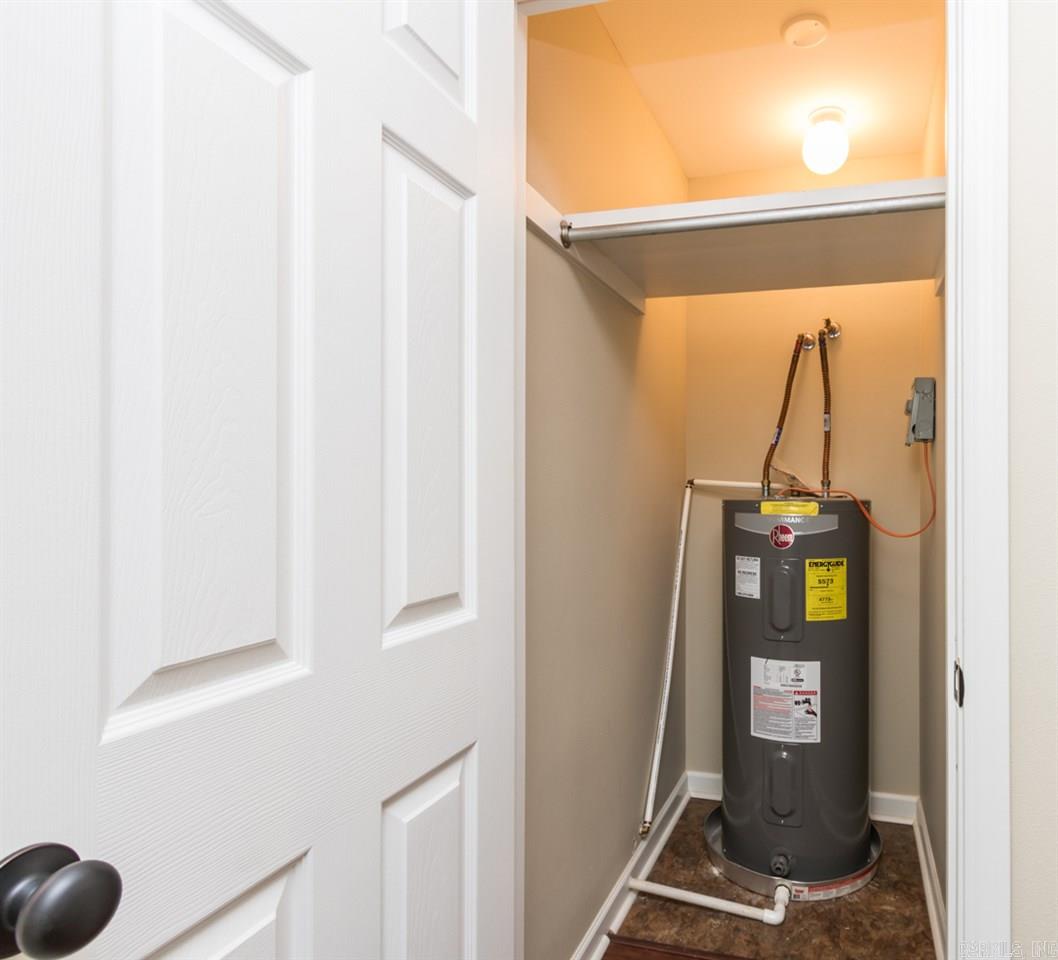 8815 Woodbine  Sherwood, AR