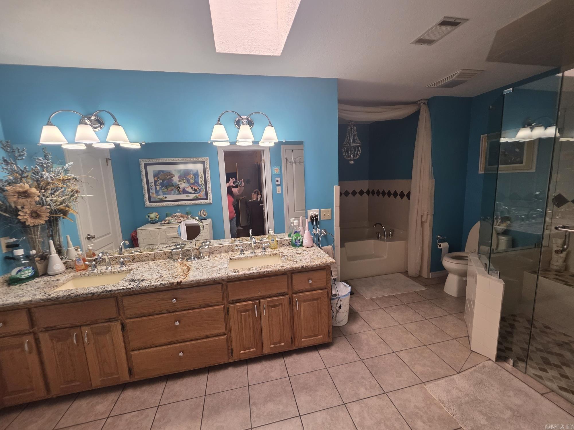 902 Deerfield Ct Russellville, AR 72801