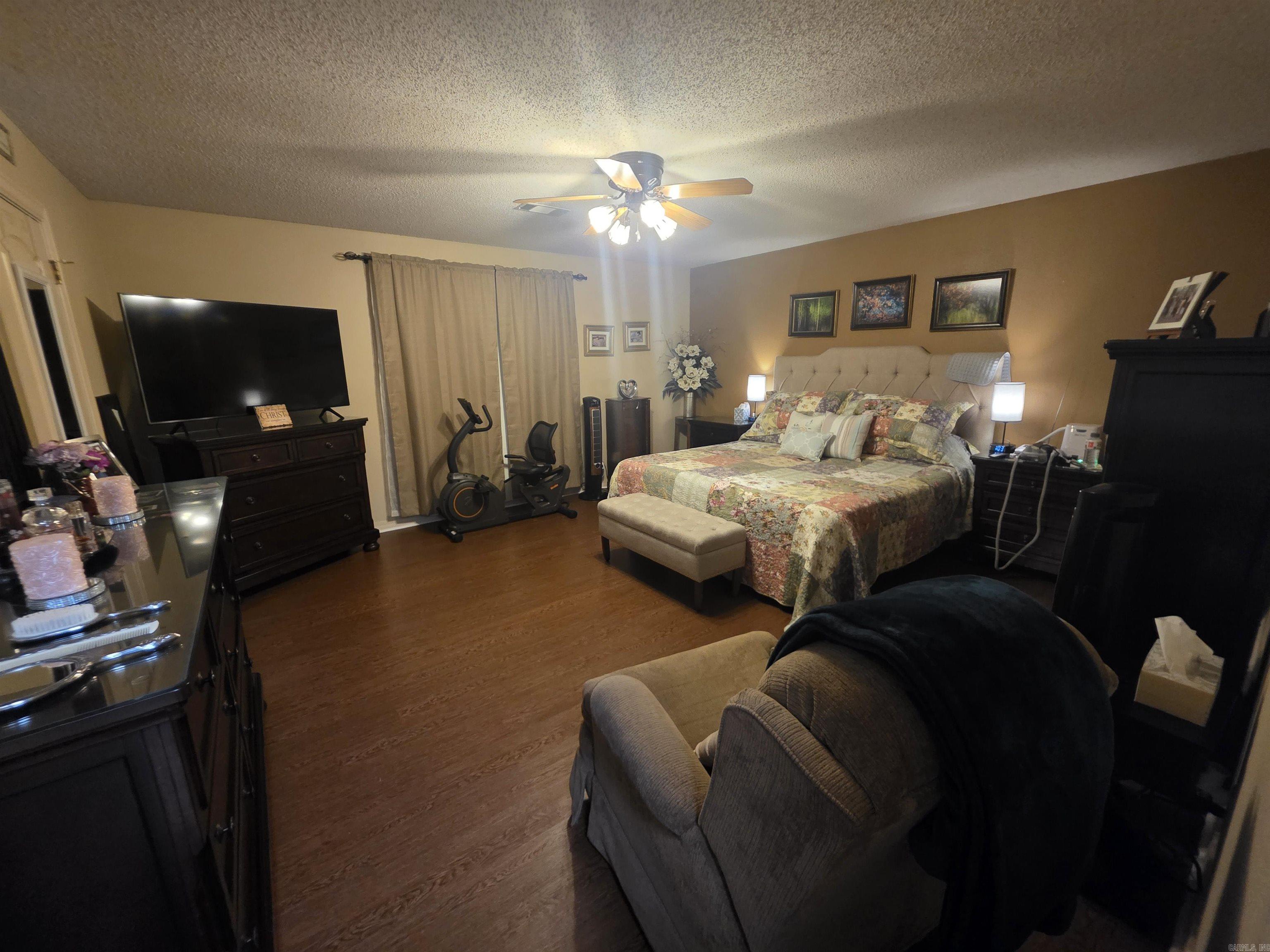 902 Deerfield Ct  Russellville, AR