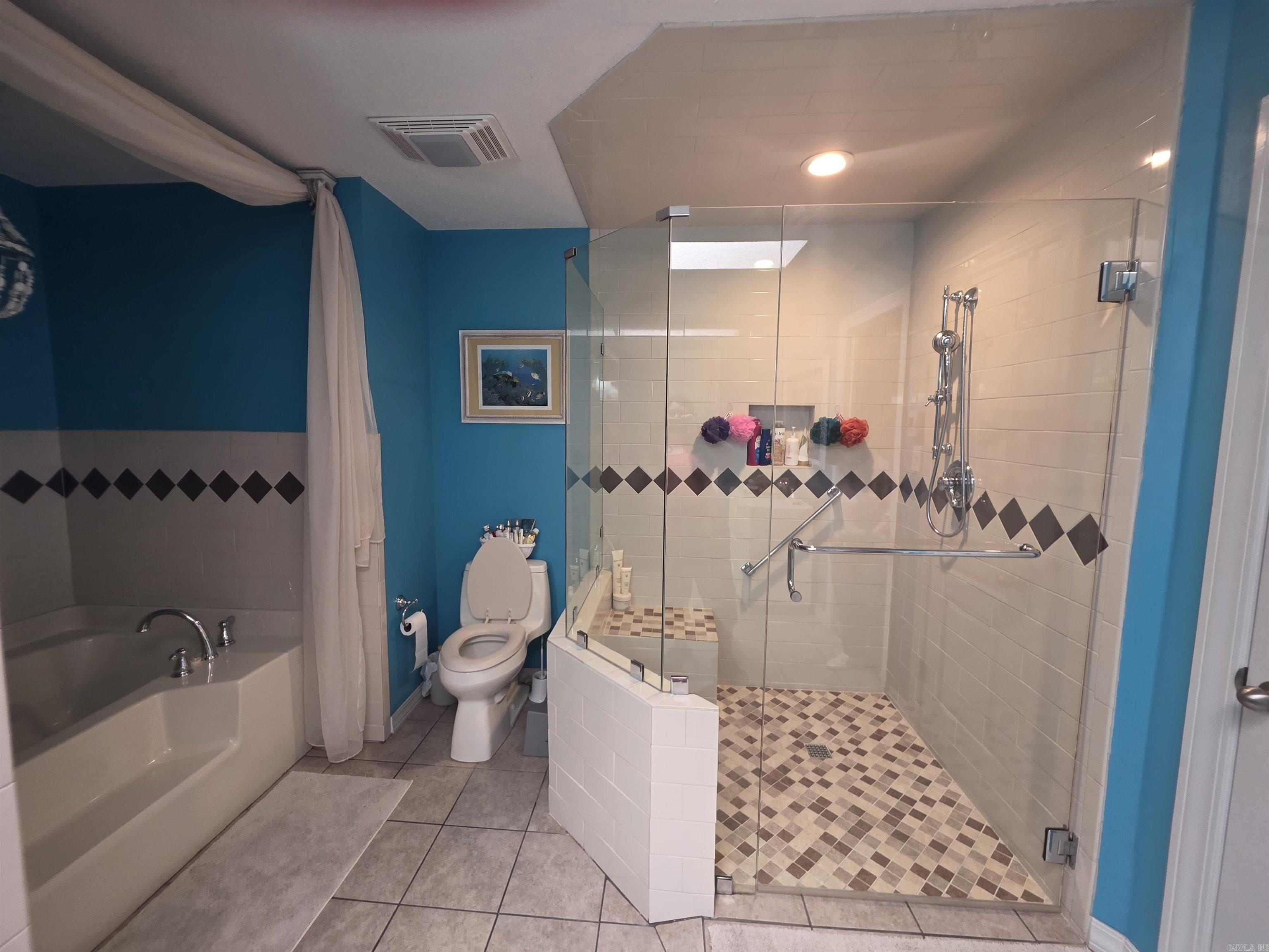 902 Deerfield Ct  Russellville, AR