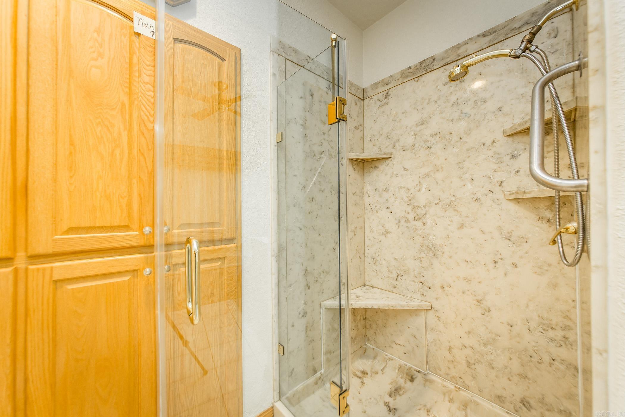 160 Fox Tail  Hot Springs, AR