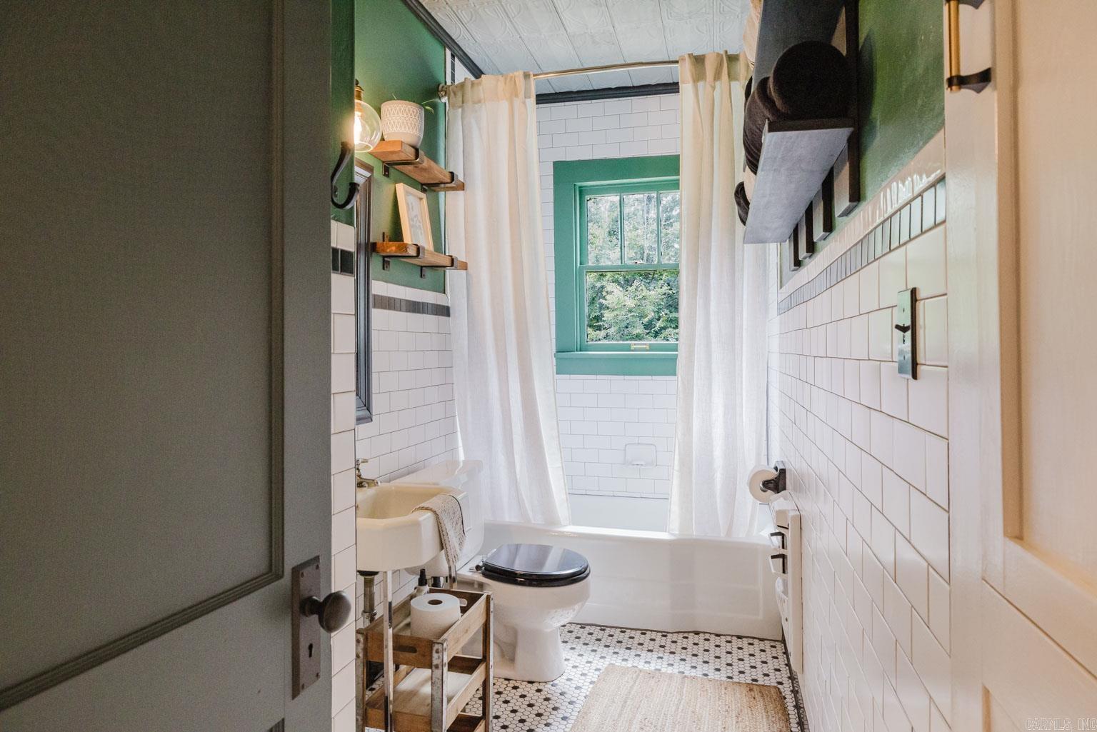 503 S First  Benton, AR