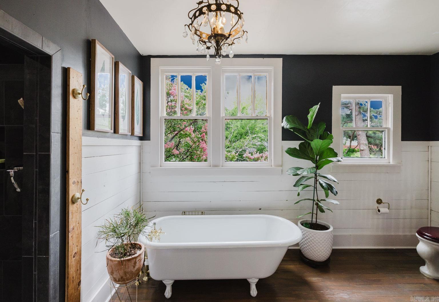 503 S First  Benton, AR