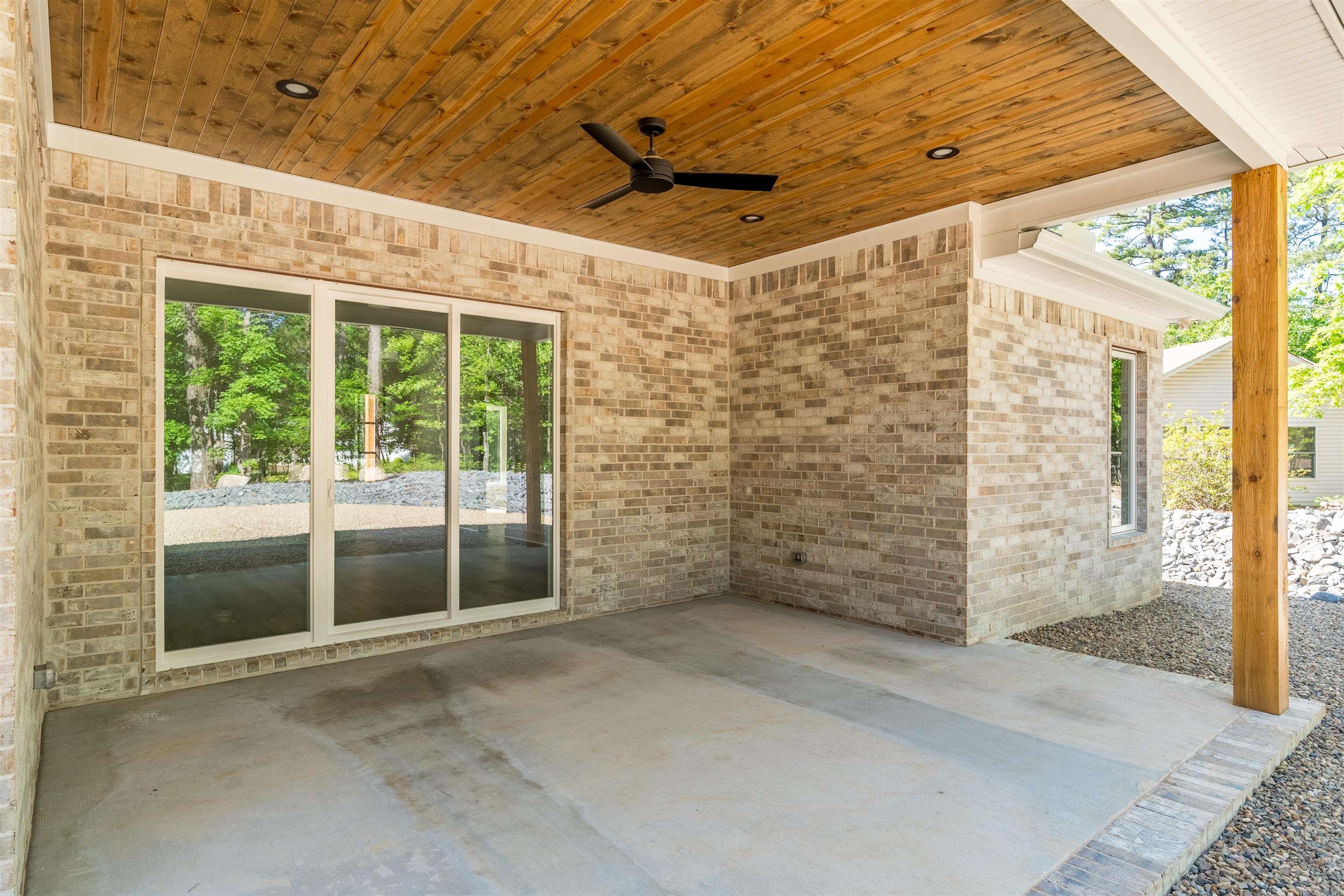 4 Tiburon Way Hot Springs Village, AR 71909