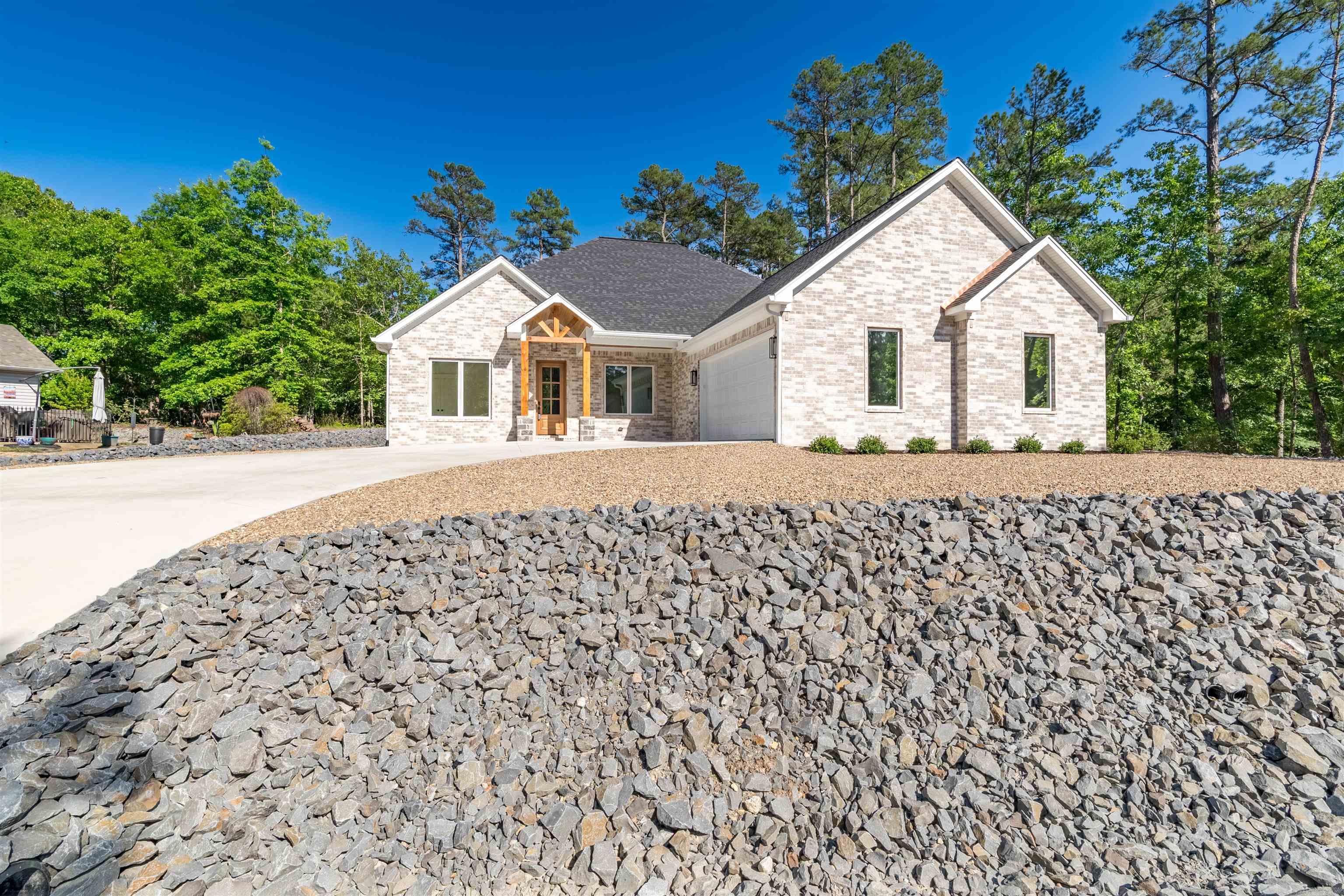 4 Tiburon Way Hot Springs Village, AR 71909