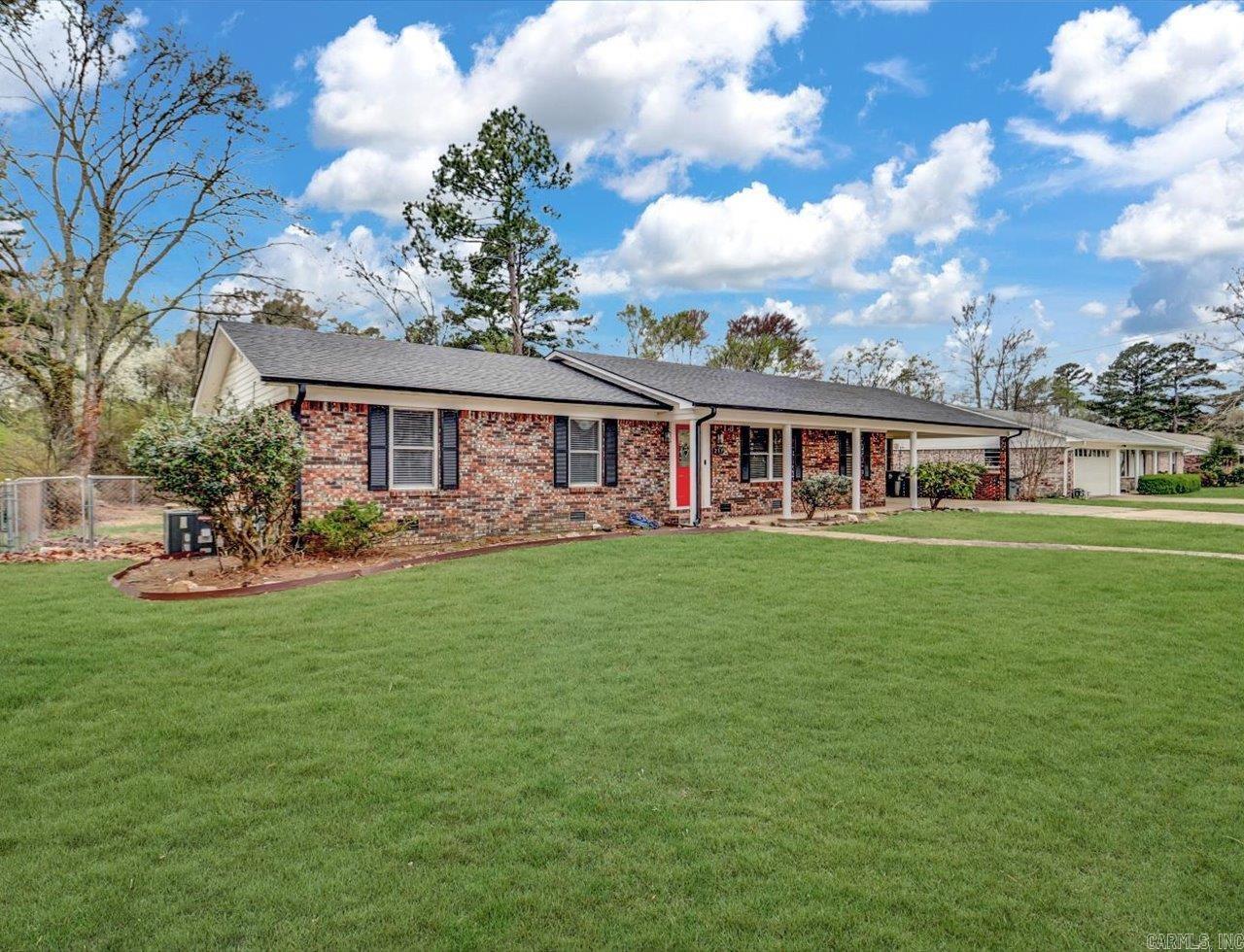 217 Hermlee  Hot Springs, AR