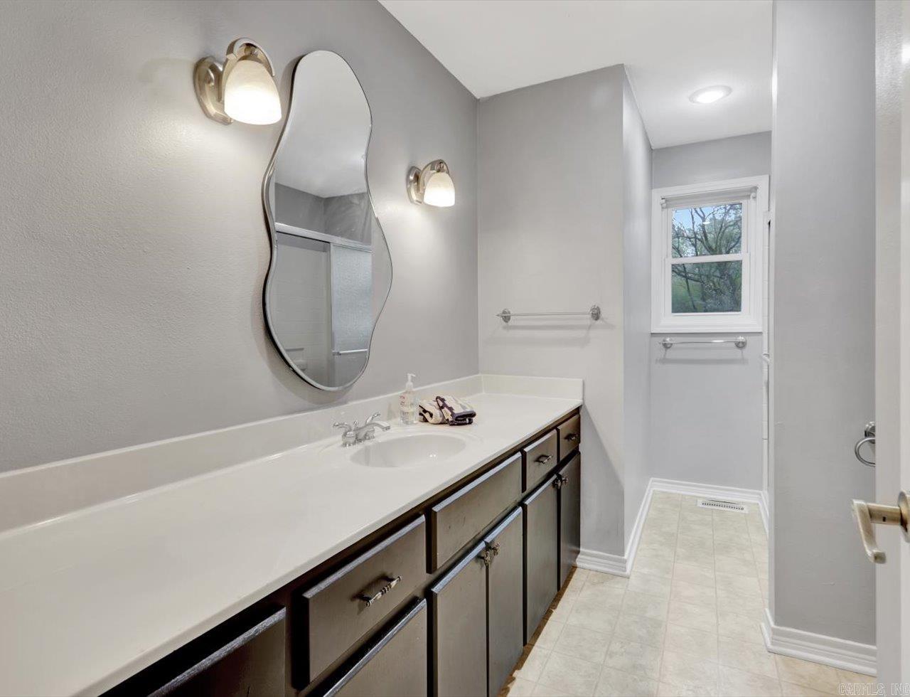 217 Hermlee  Hot Springs, AR