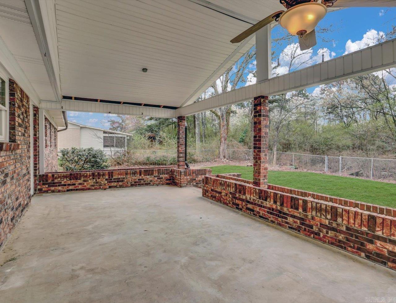 217 Hermlee  Hot Springs, AR