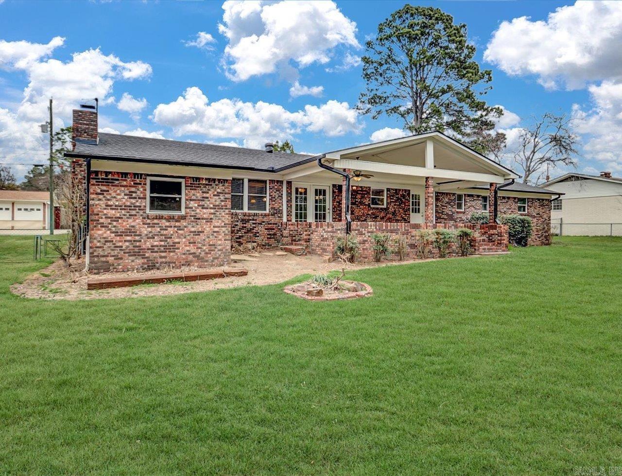 217 Hermlee  Hot Springs, AR