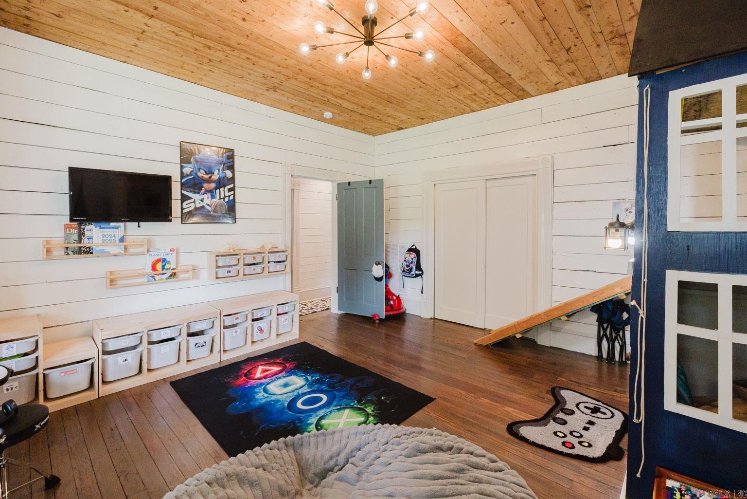 503 S First  Benton, AR