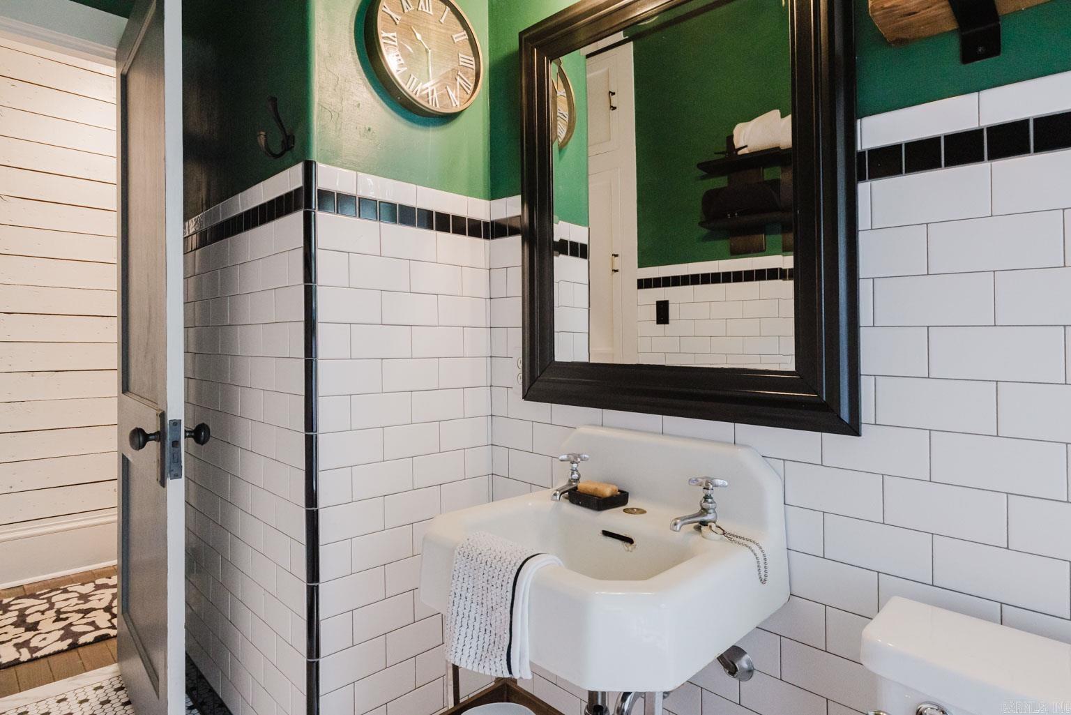 503 S First  Benton, AR