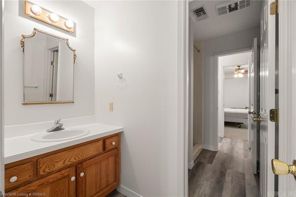 18558 E Highway 28  Parks, AR