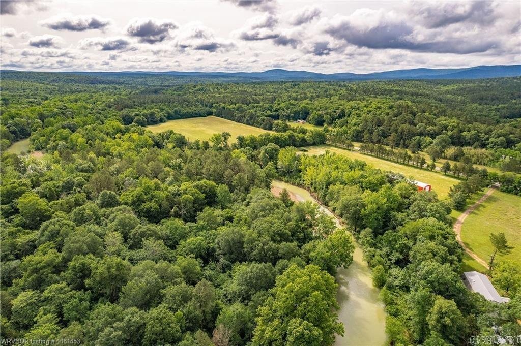 18558 E Highway 28  Parks, AR