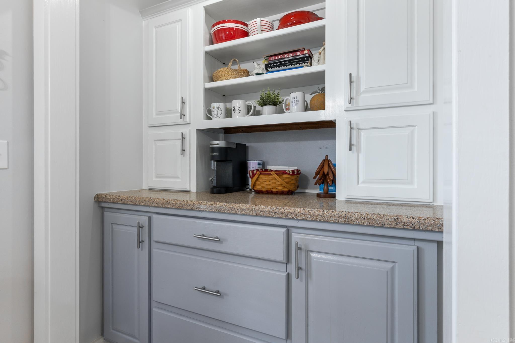 2718 Taylor  Harrison, AR